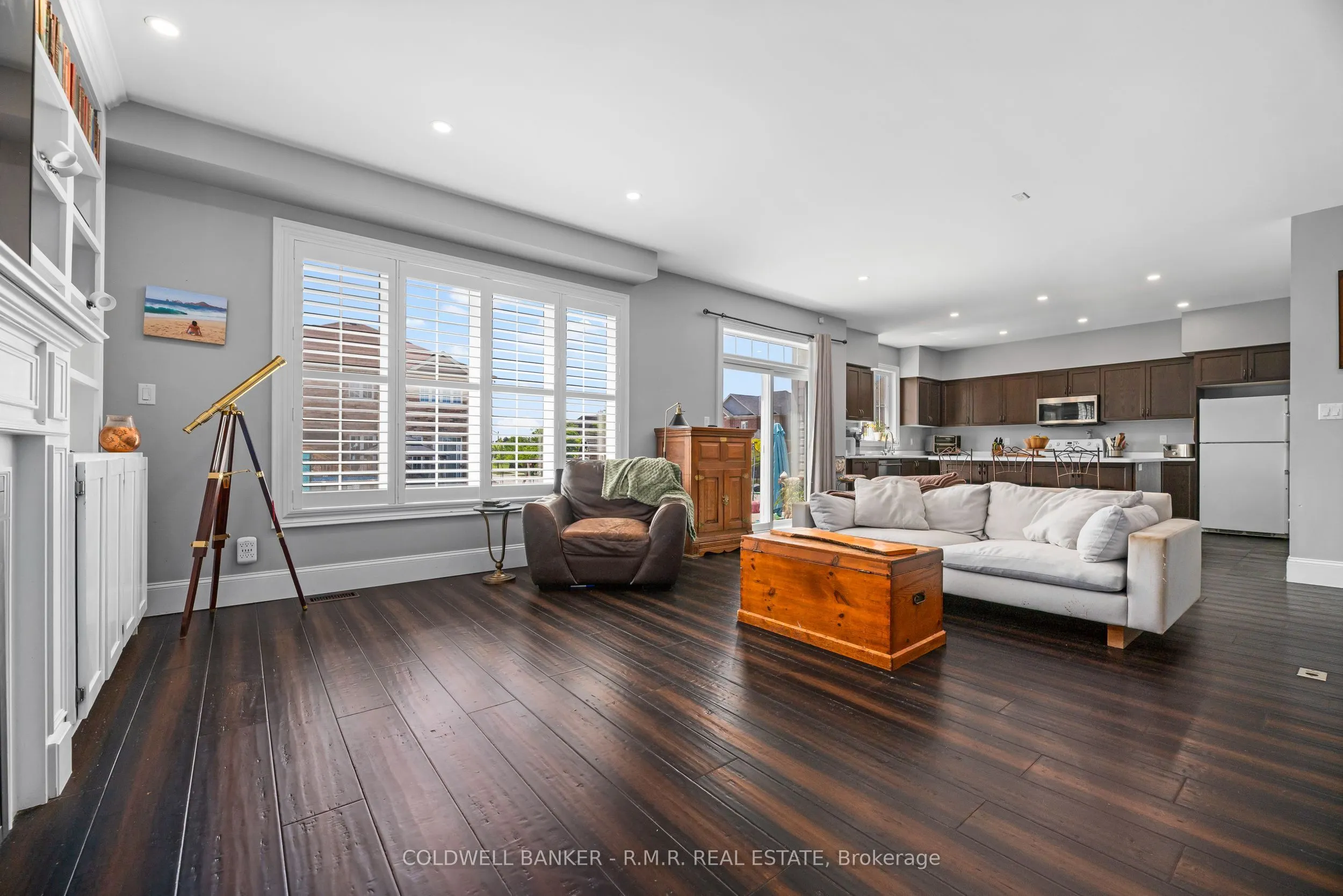 3 Don Hadden Crescent