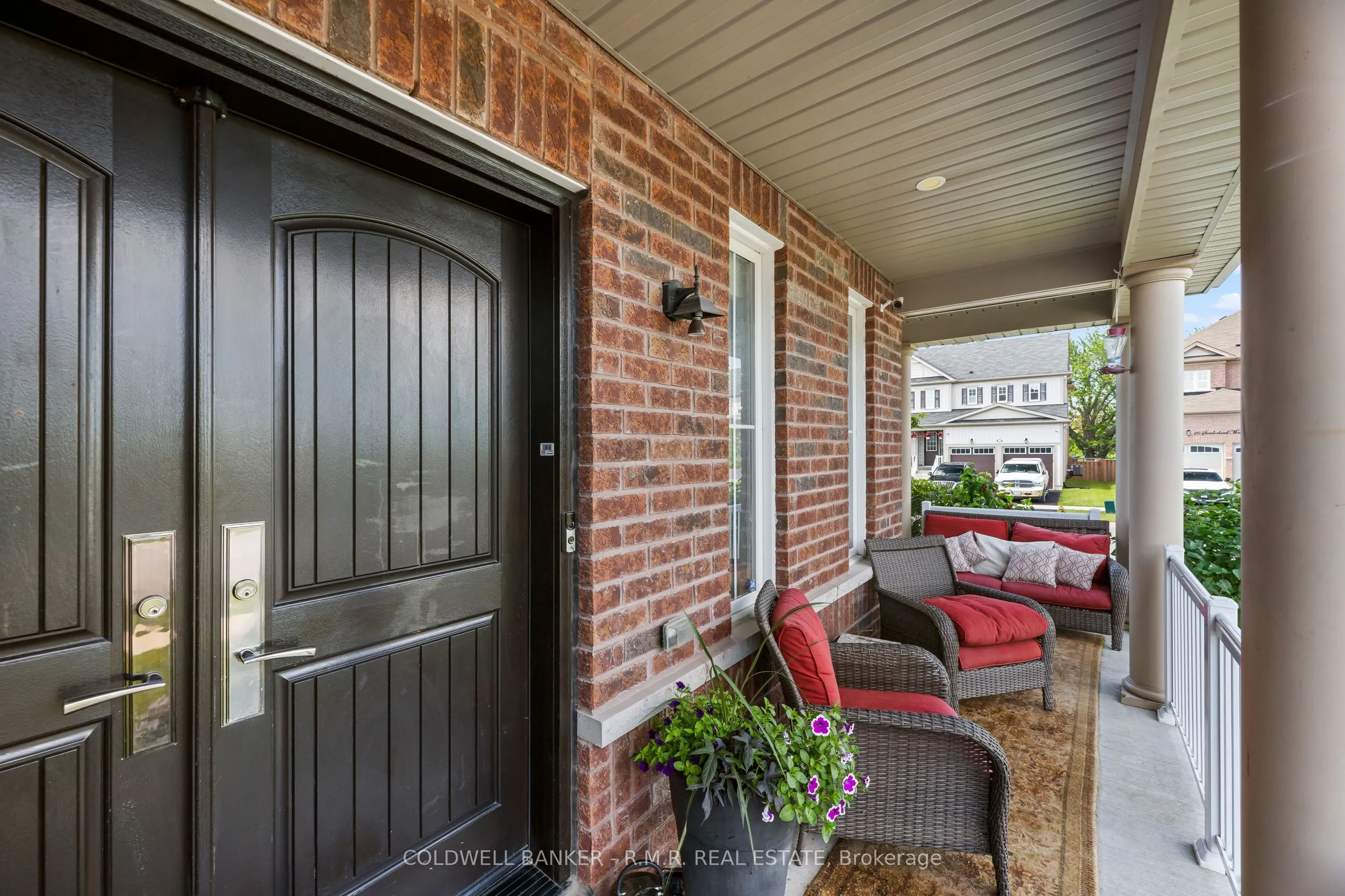 3 Don Hadden Crescent
