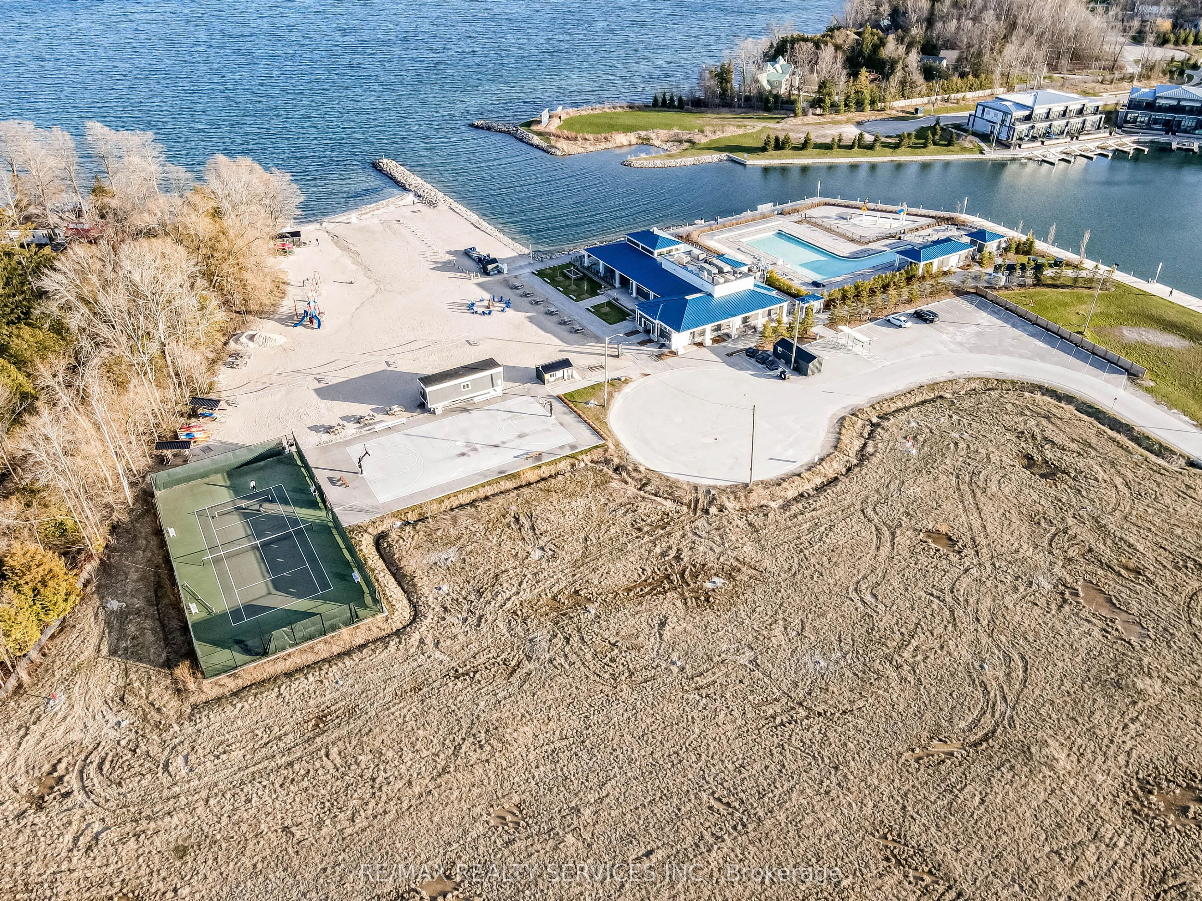 415 Sea Ray Avenue #403