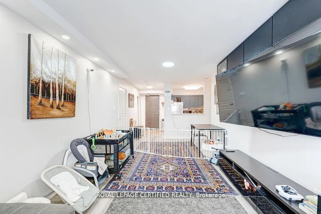29 Northern Heights #606