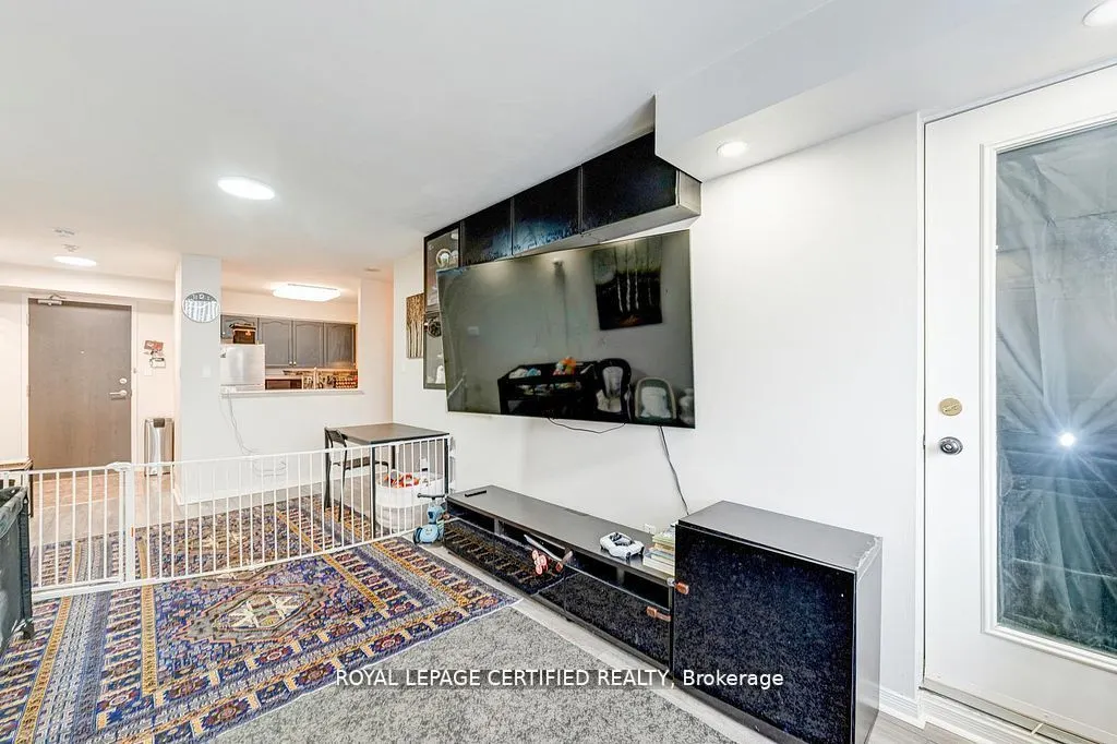 29 Northern Heights #606