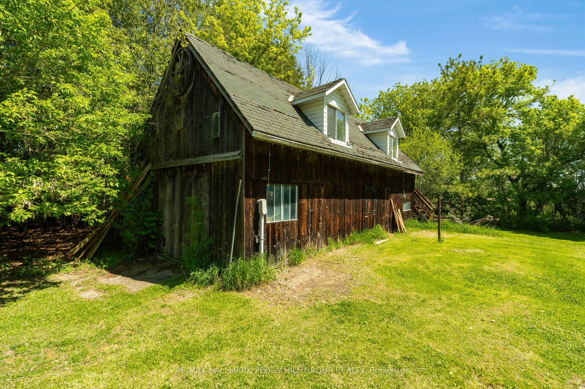 2145 18th Side Road