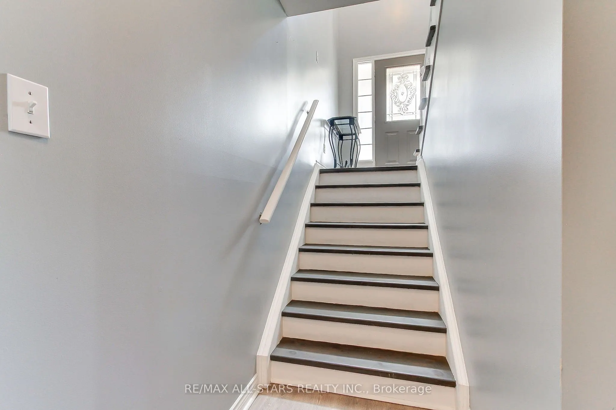 7 John Harvey Street