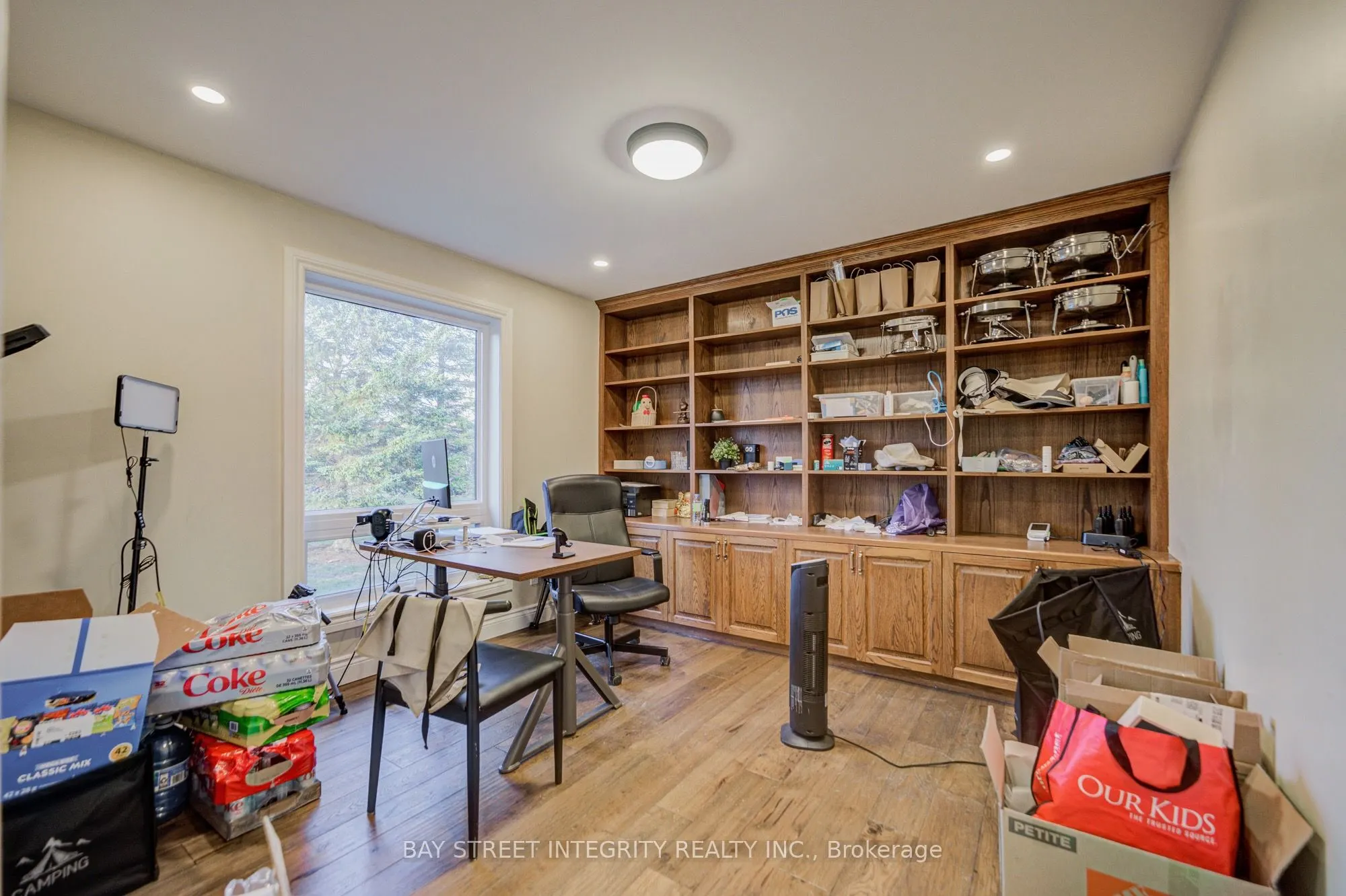4909 Holborn Road