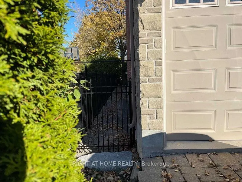 5A Pearson Avenue