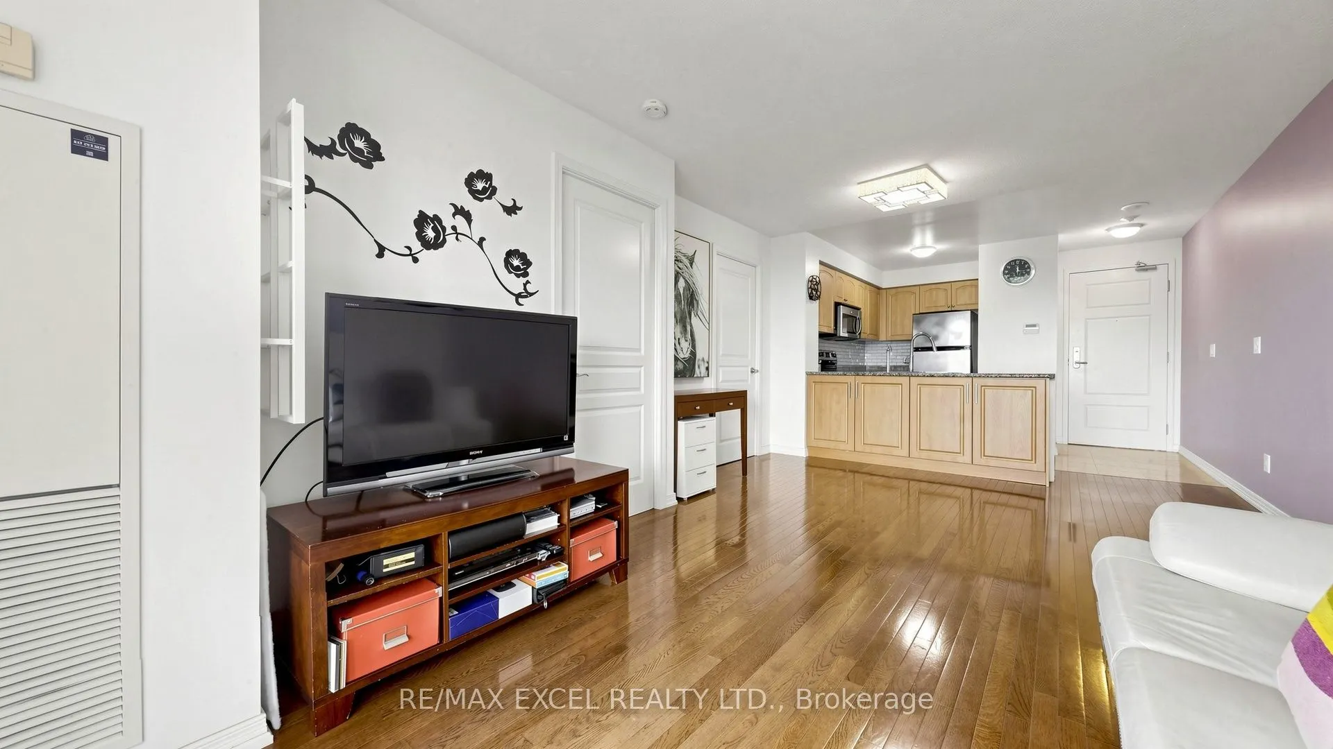 310 Red Maple Road #318