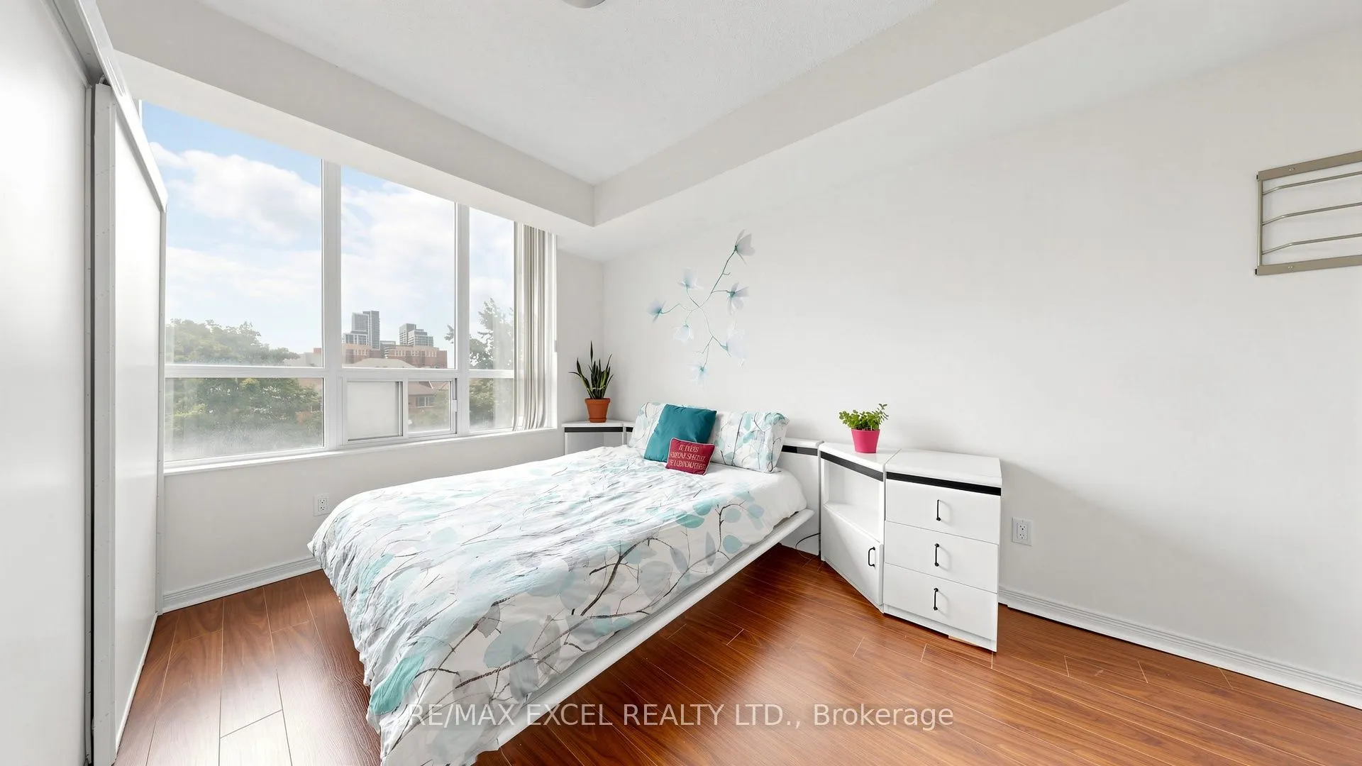 310 Red Maple Road #318
