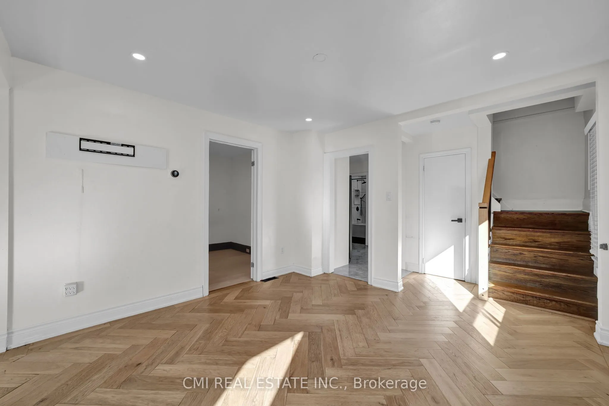 153 Clarence Street