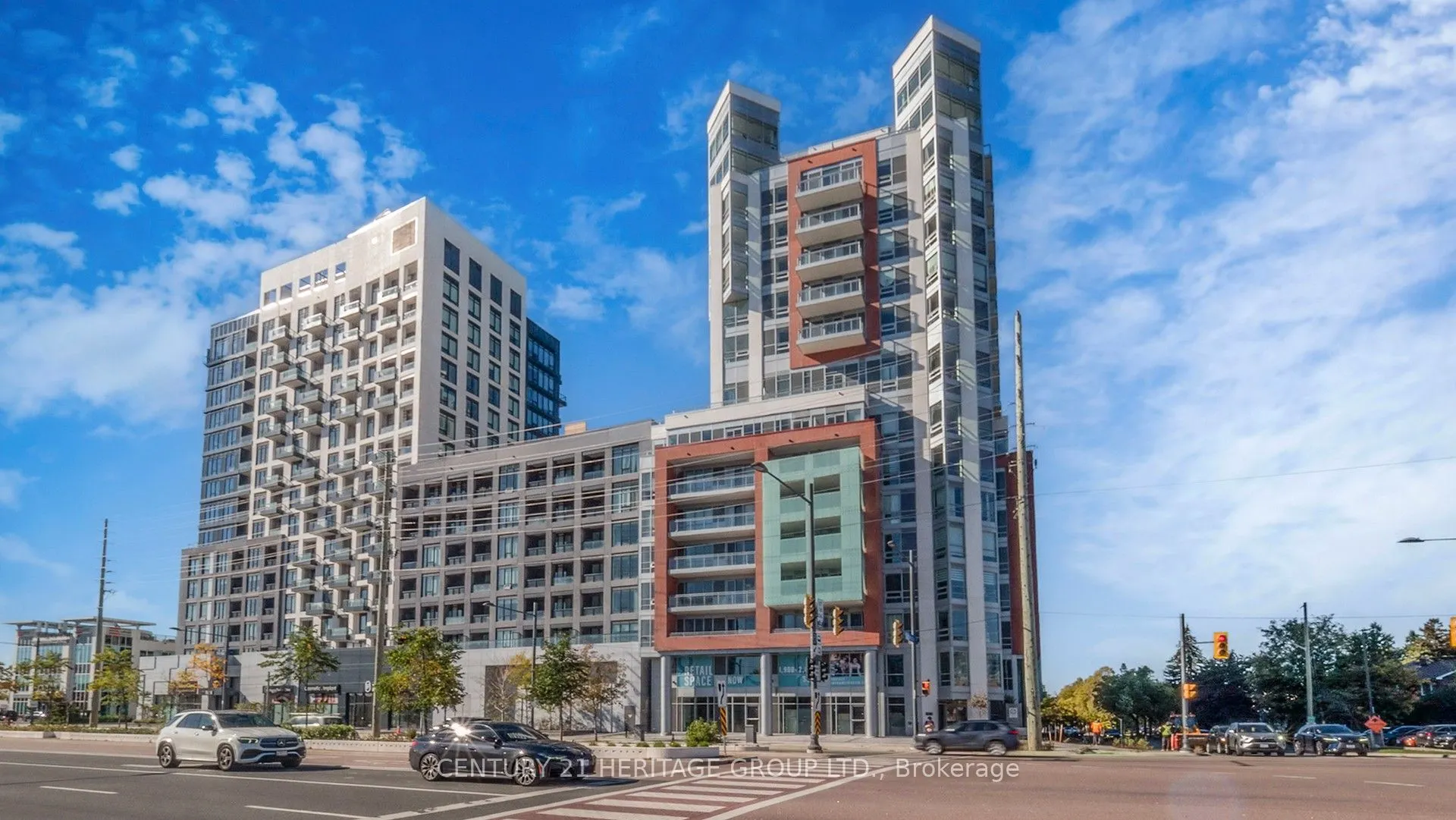 8888 Yonge Street #103 (L/W)