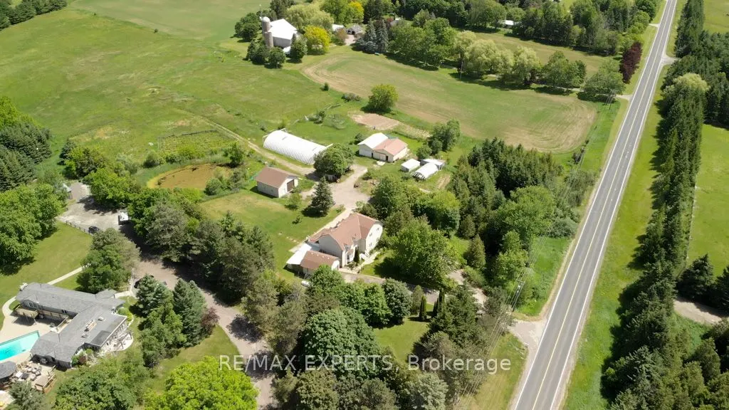 7440 17th Side Road