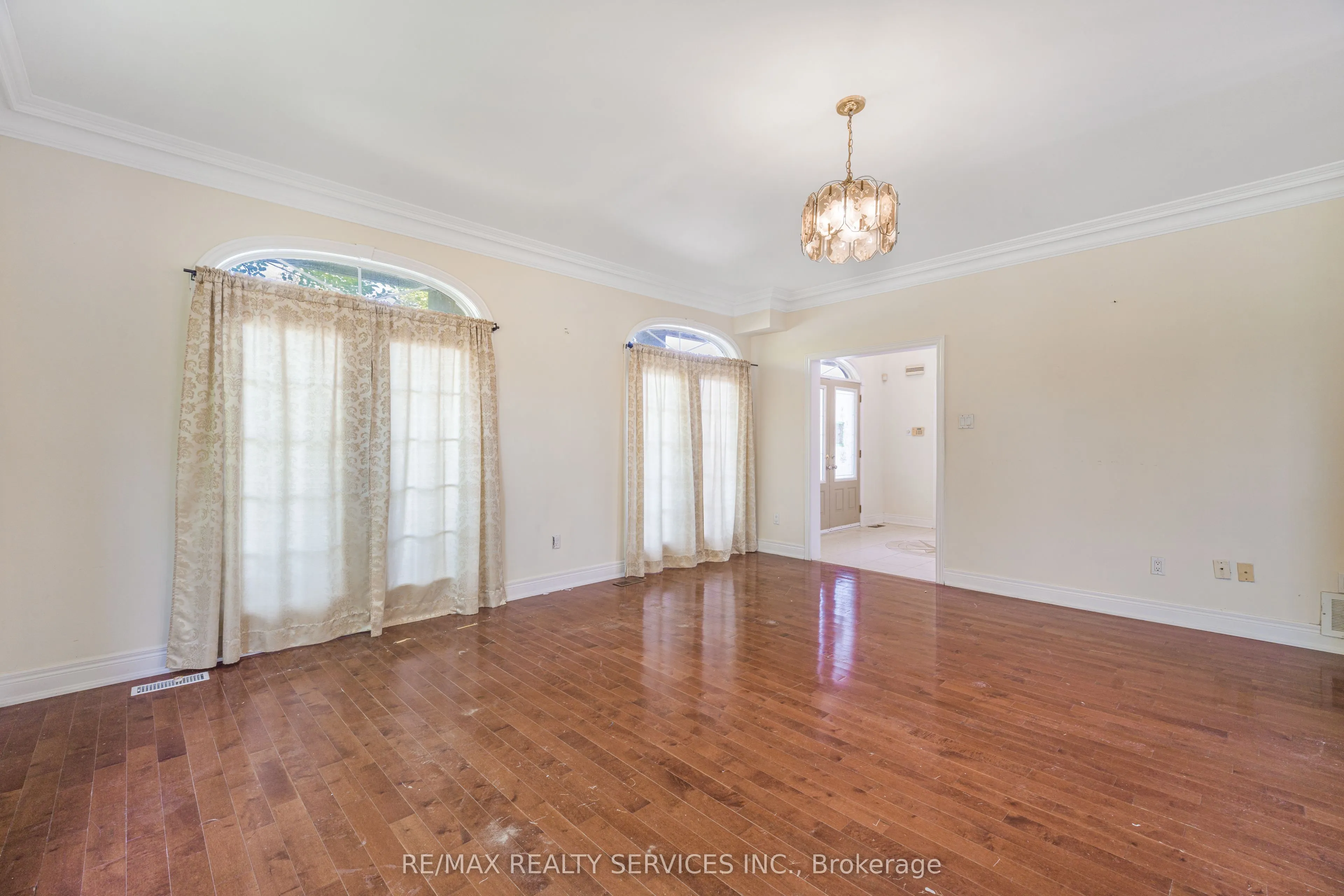 135 Spruce Avenue