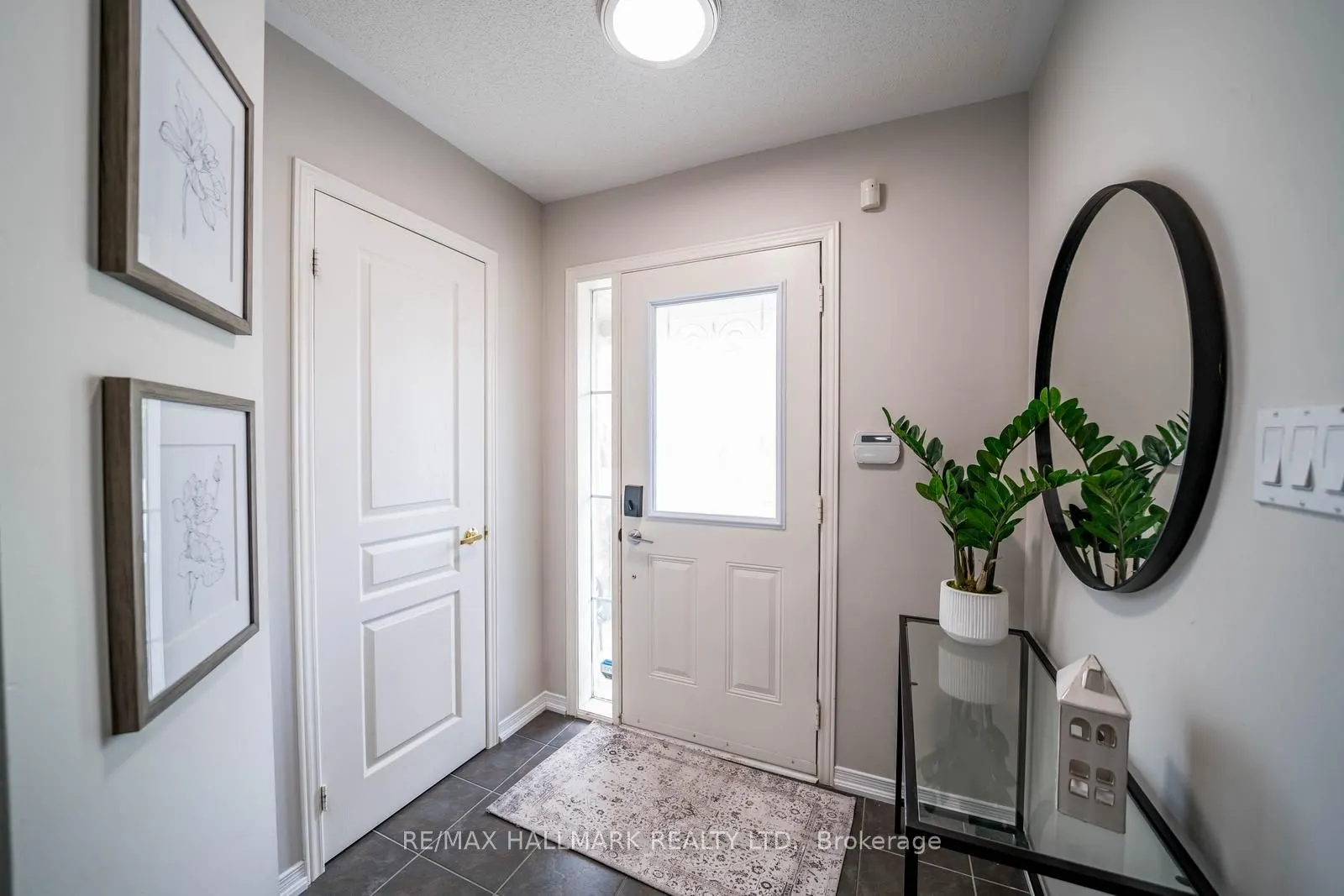 85 Vera Lynn Crescent