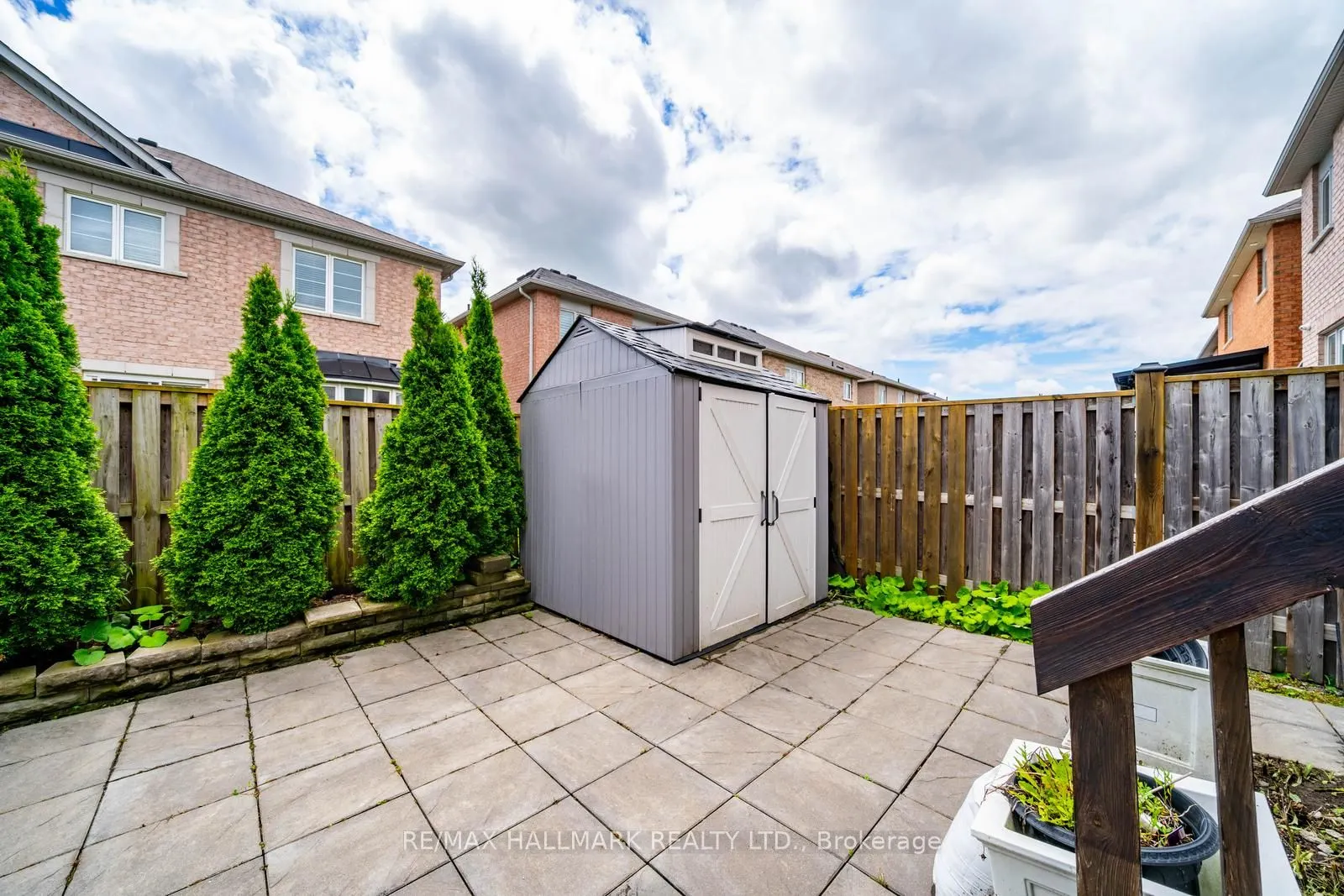 85 Vera Lynn Crescent