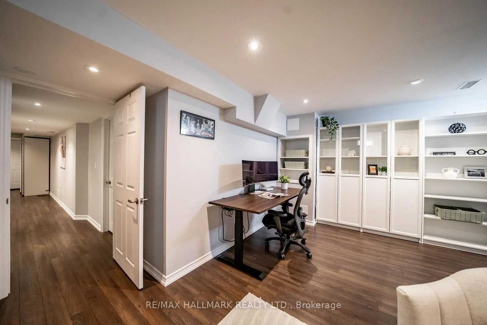 85 Vera Lynn Crescent