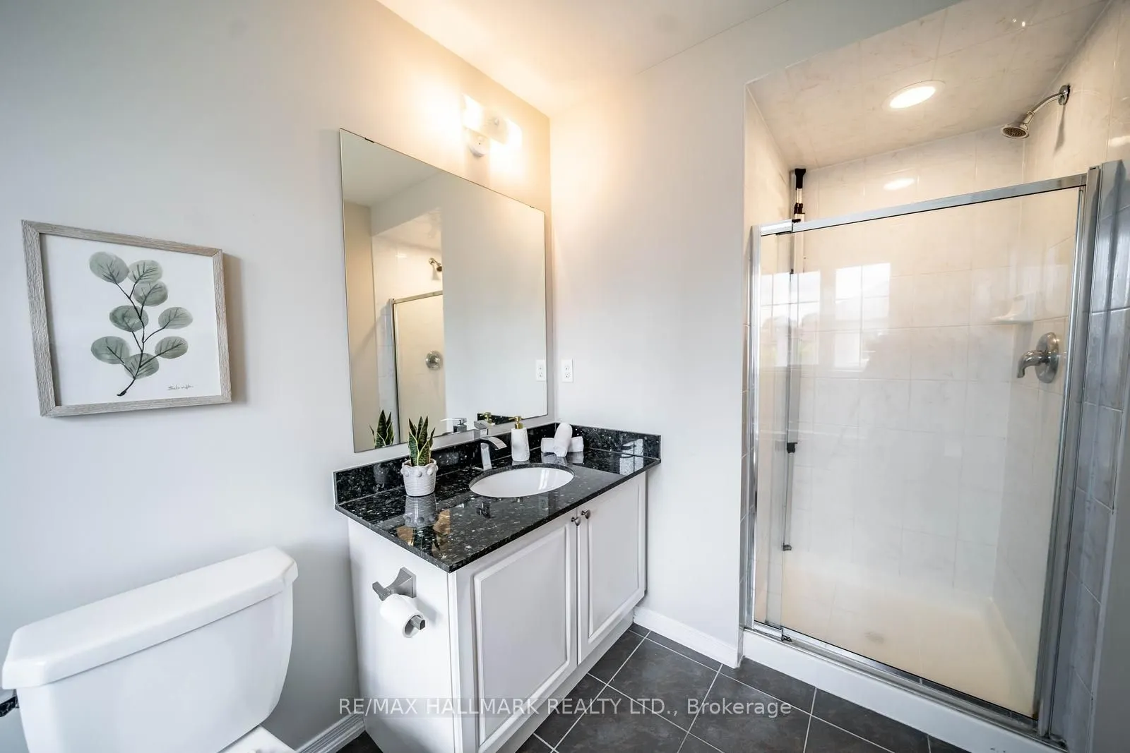 85 Vera Lynn Crescent