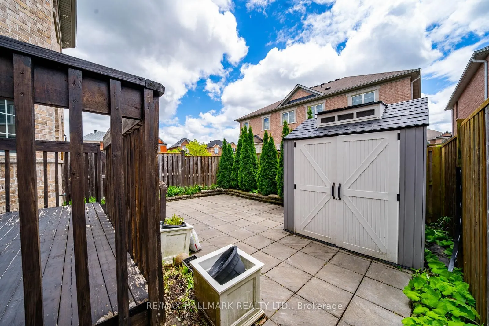 85 Vera Lynn Crescent