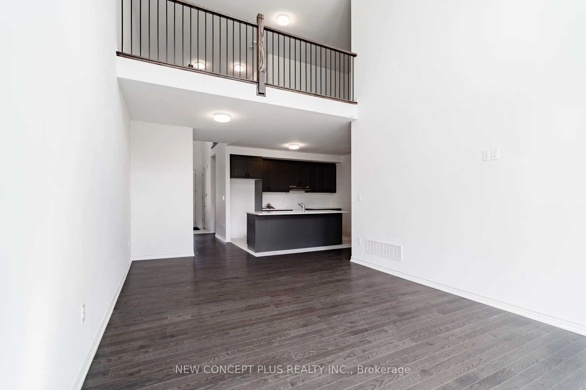 10 Mayapple Street