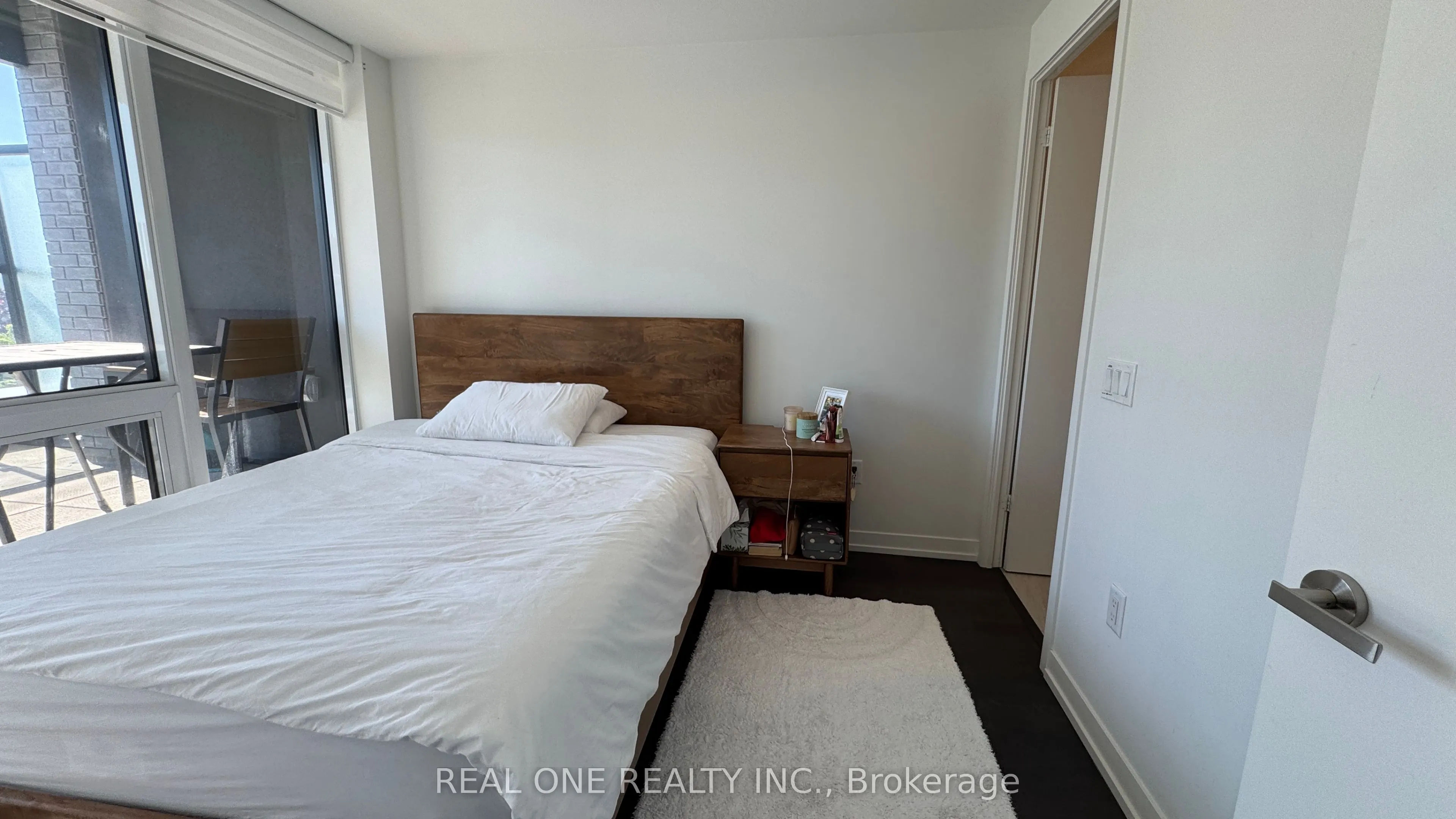 8868 Yonge Street #201E