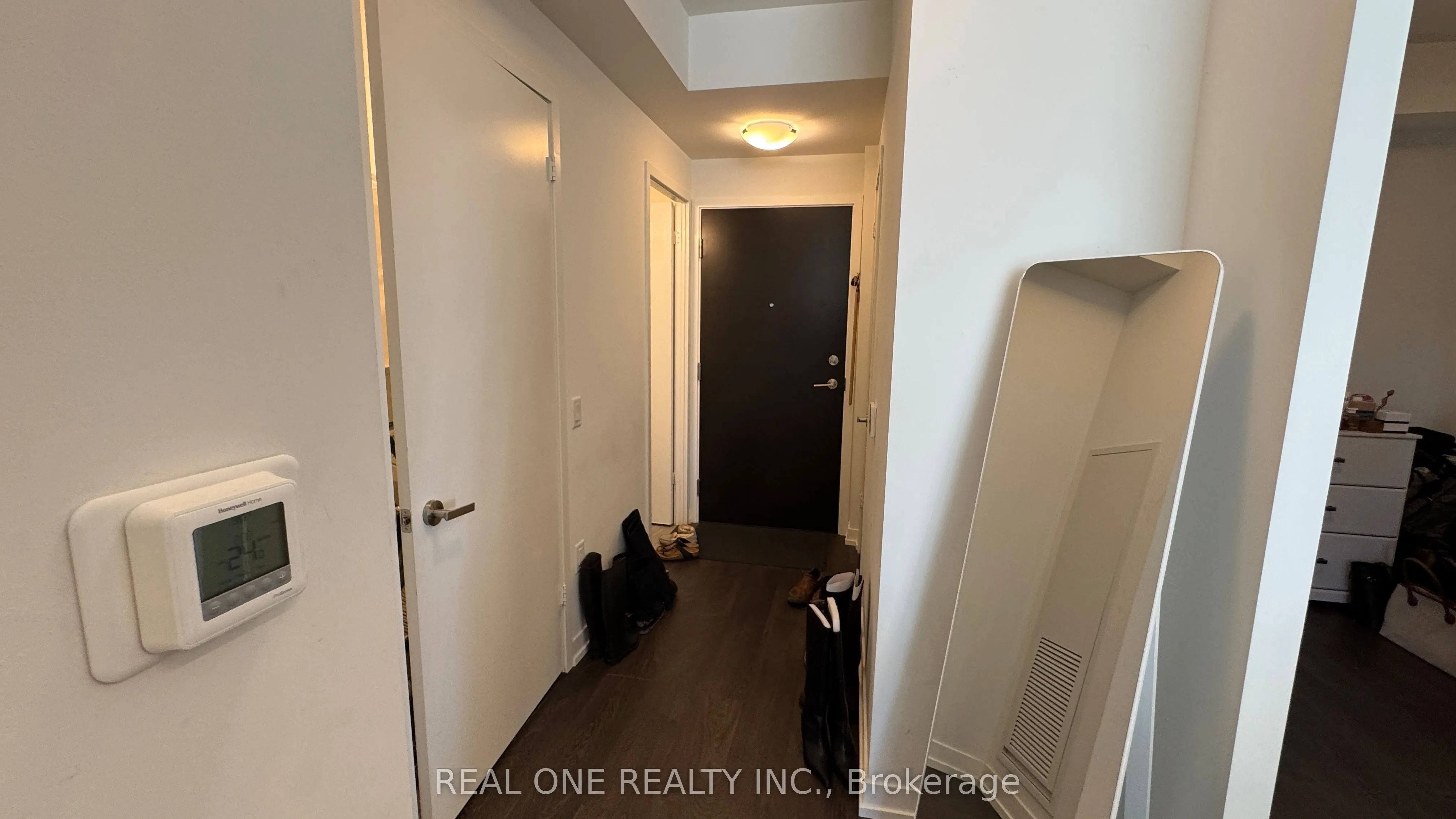 8868 Yonge Street #201E