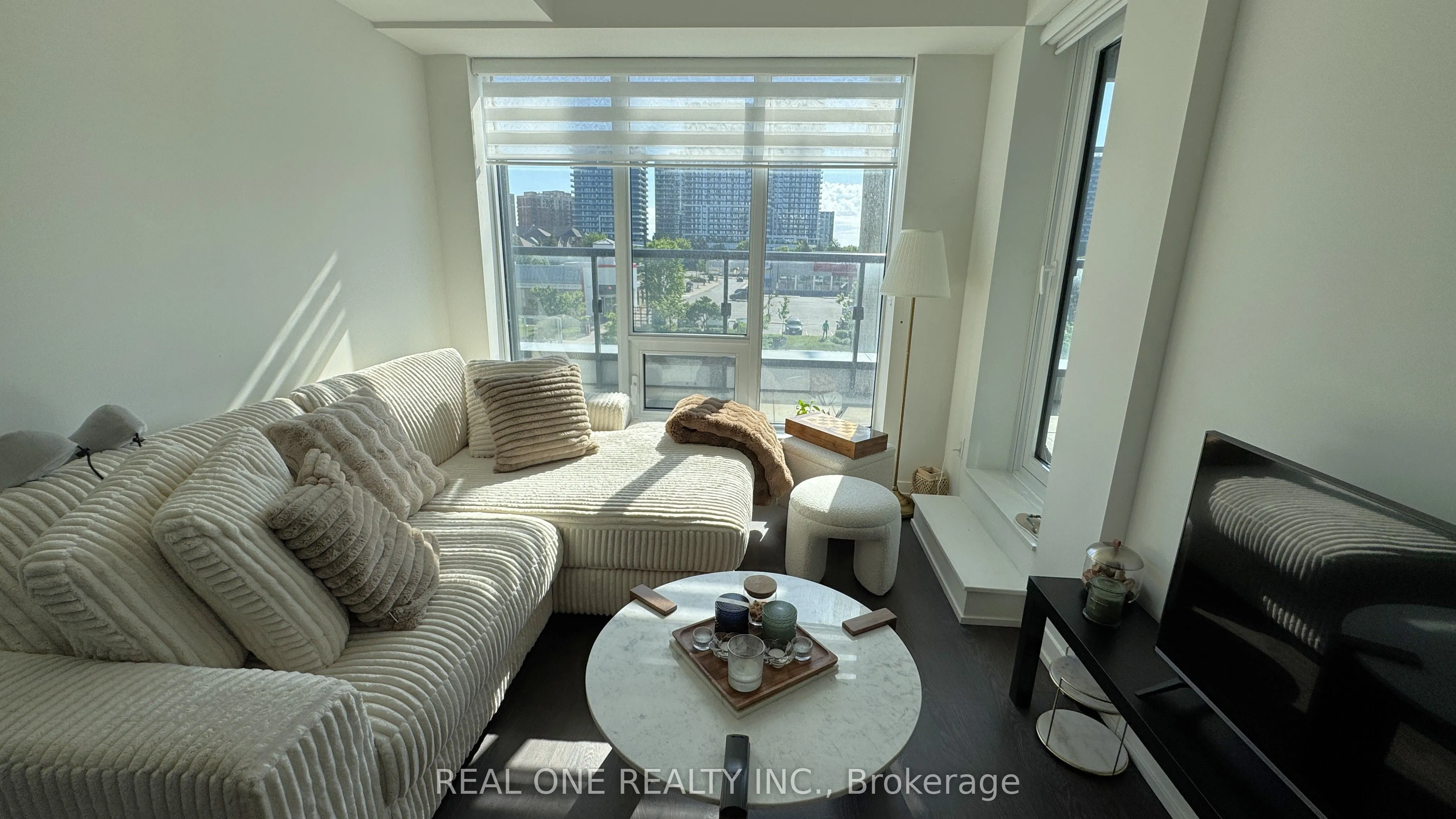 8868 Yonge Street #201E
