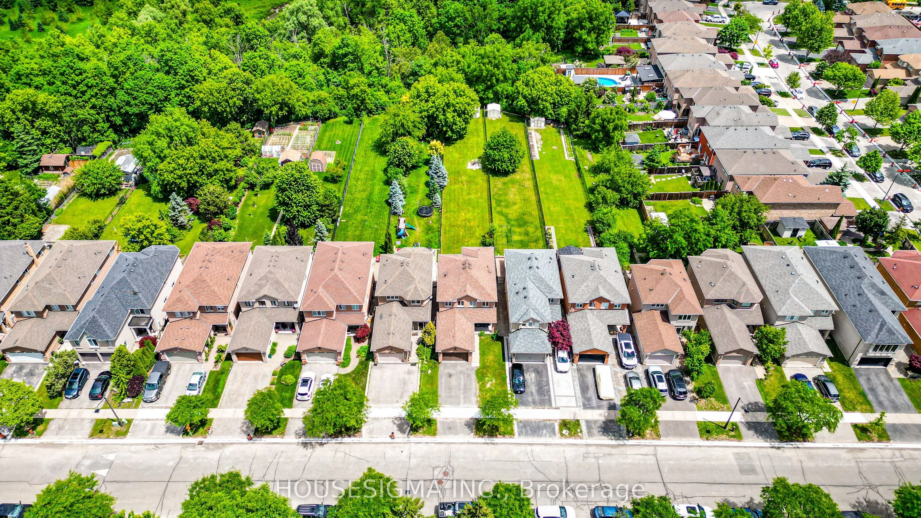 266 Royalpark Way