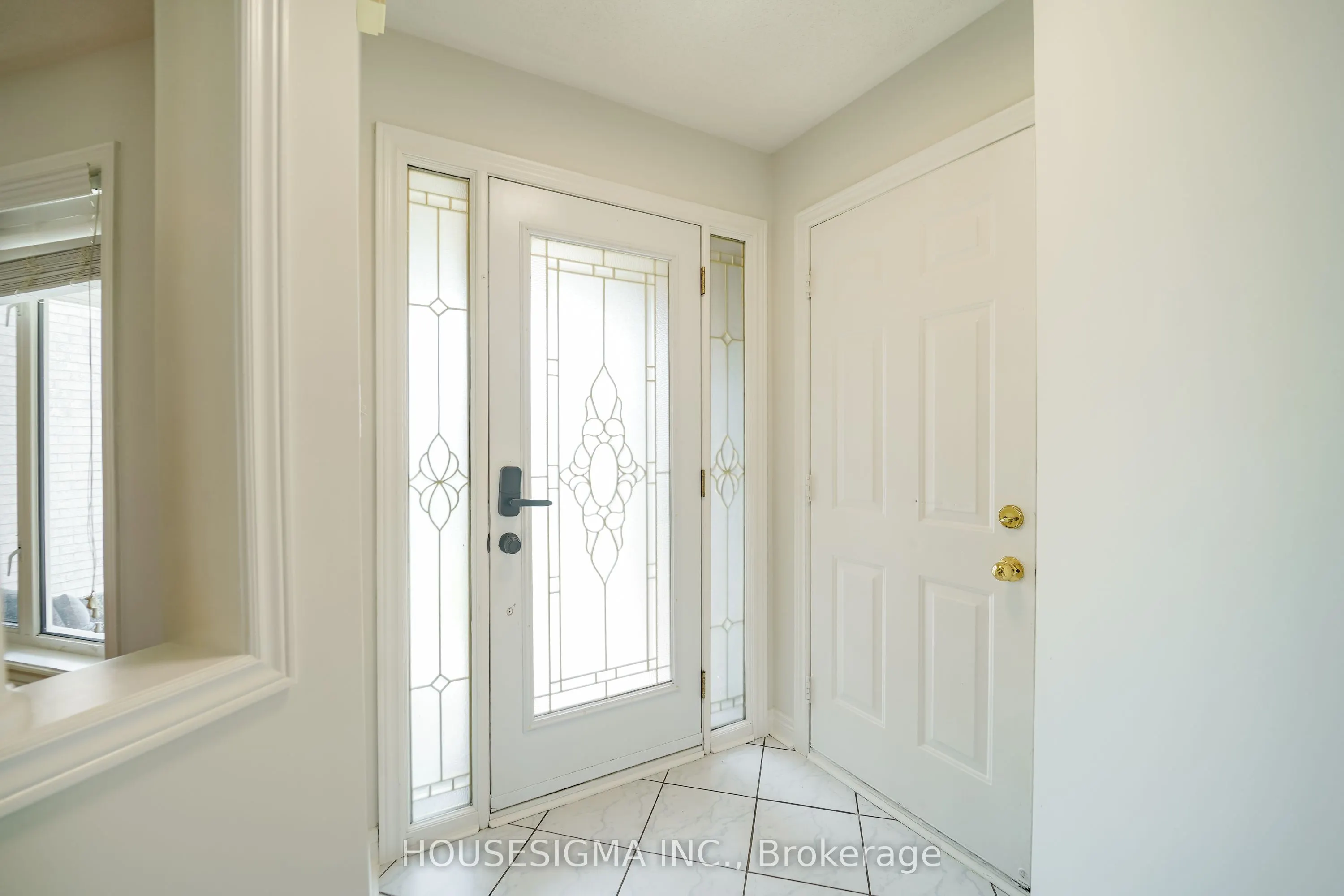 266 Royalpark Way