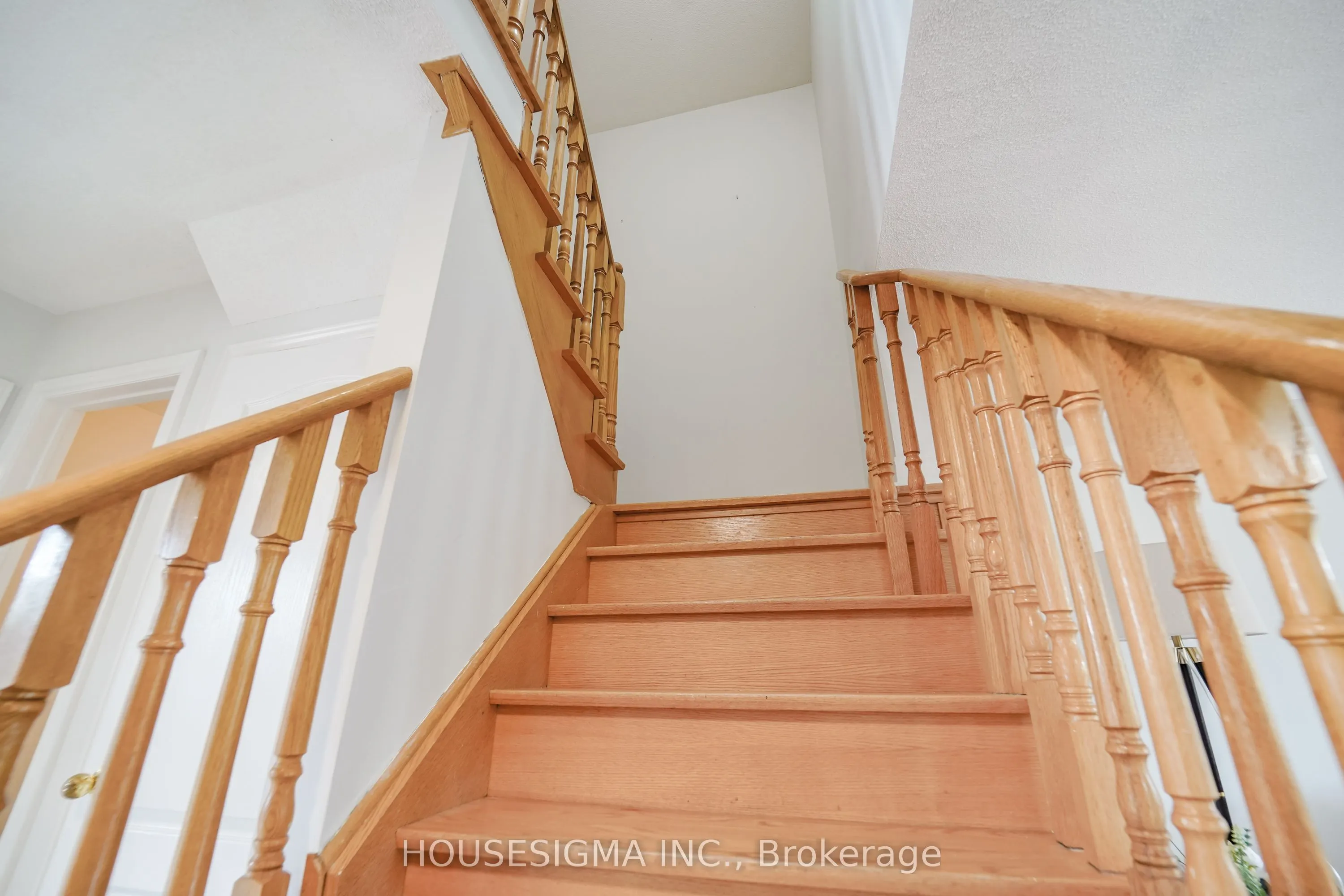 266 Royalpark Way