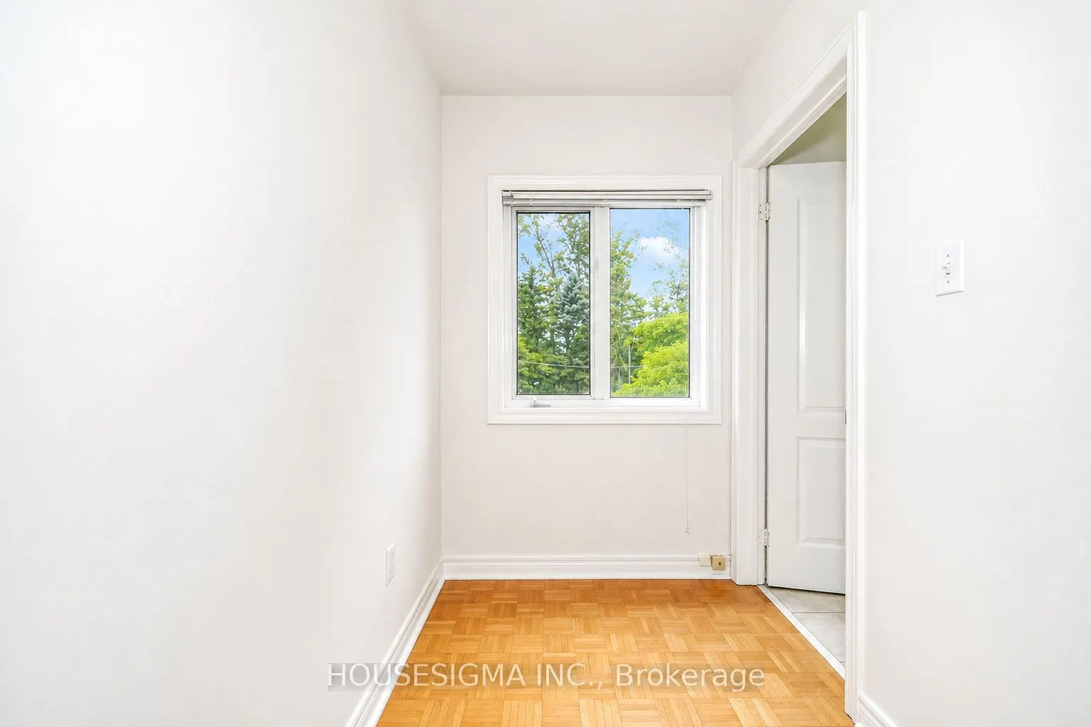 266 Royalpark Way
