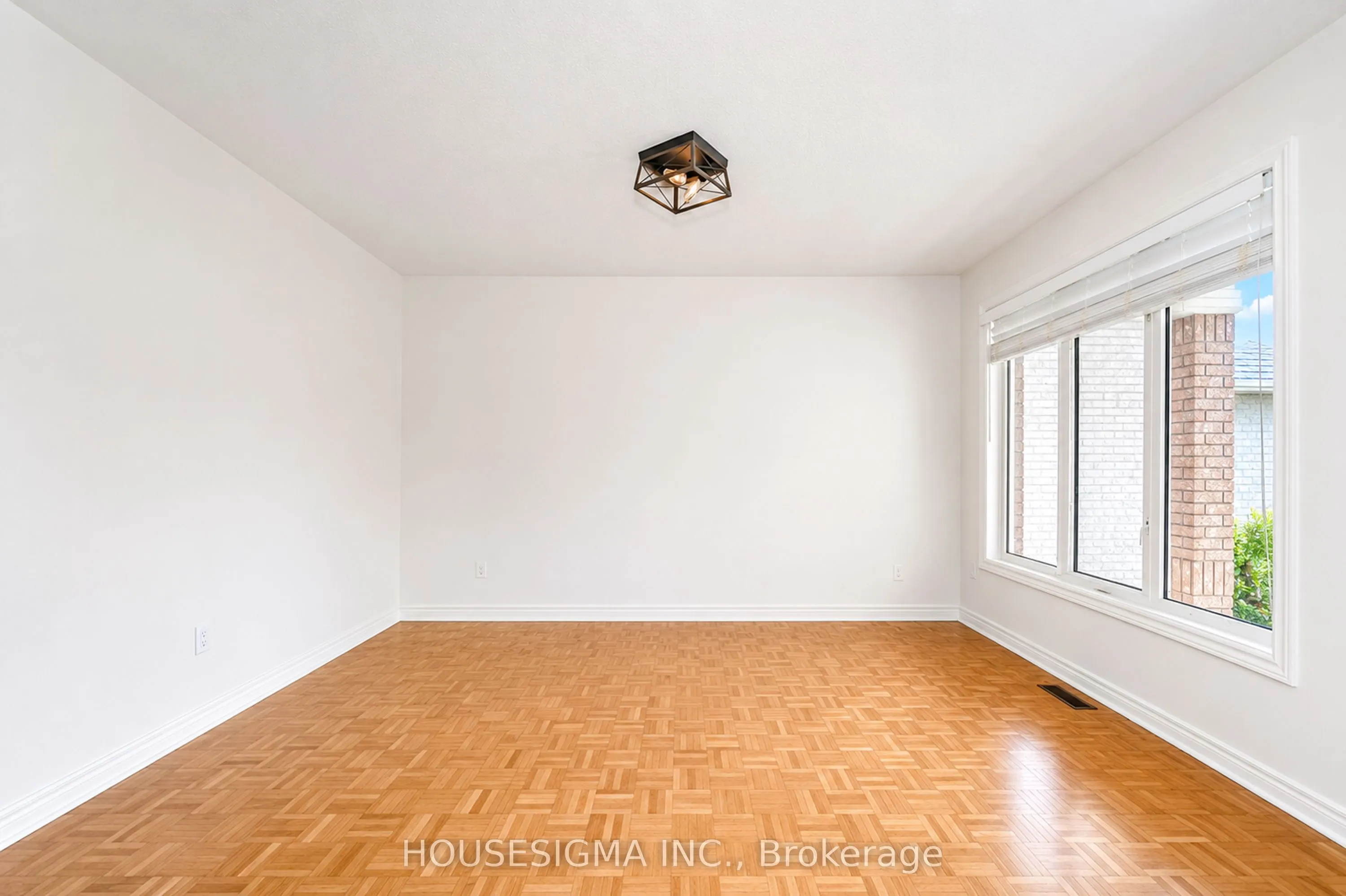 266 Royalpark Way