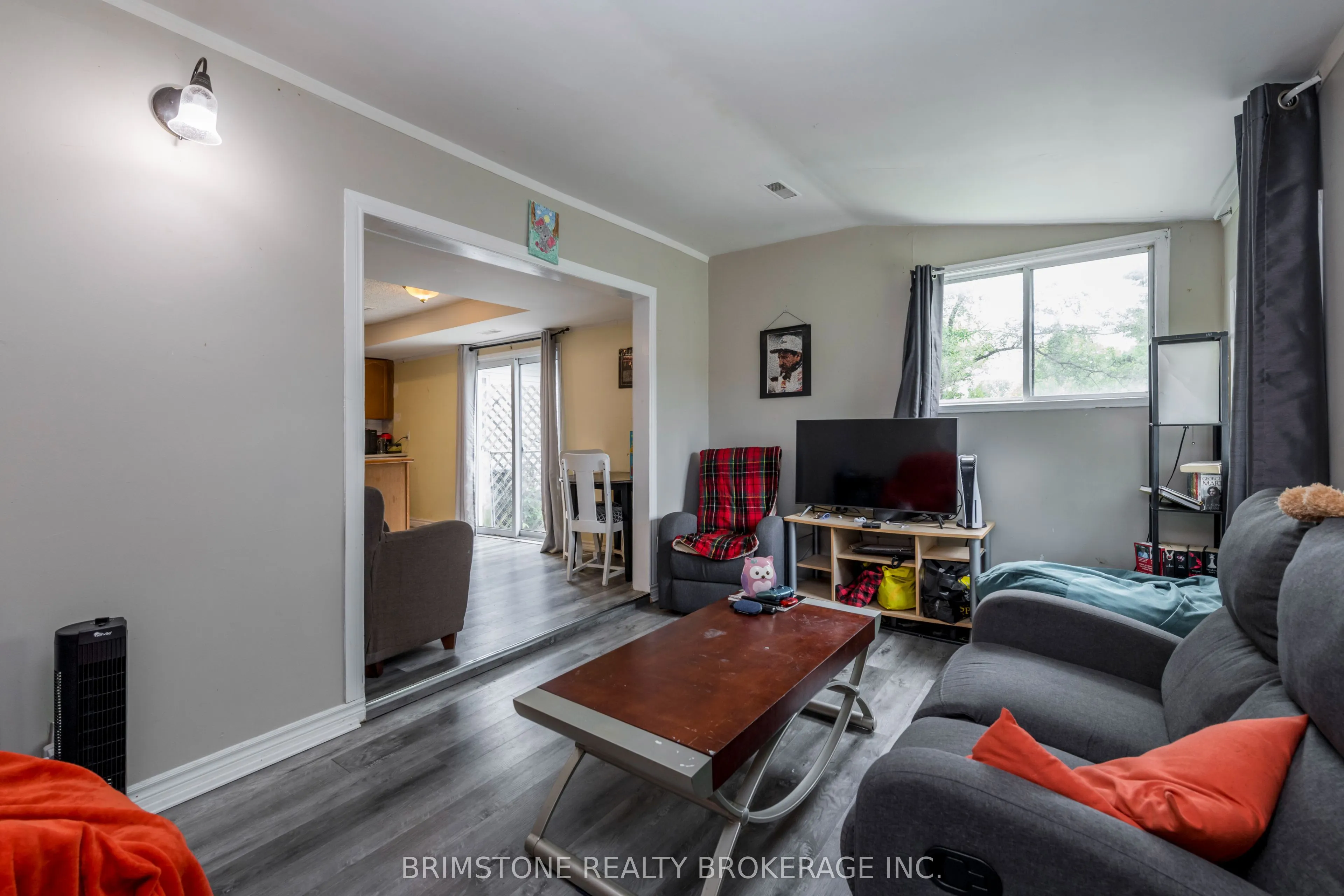 24 Brentwood Road