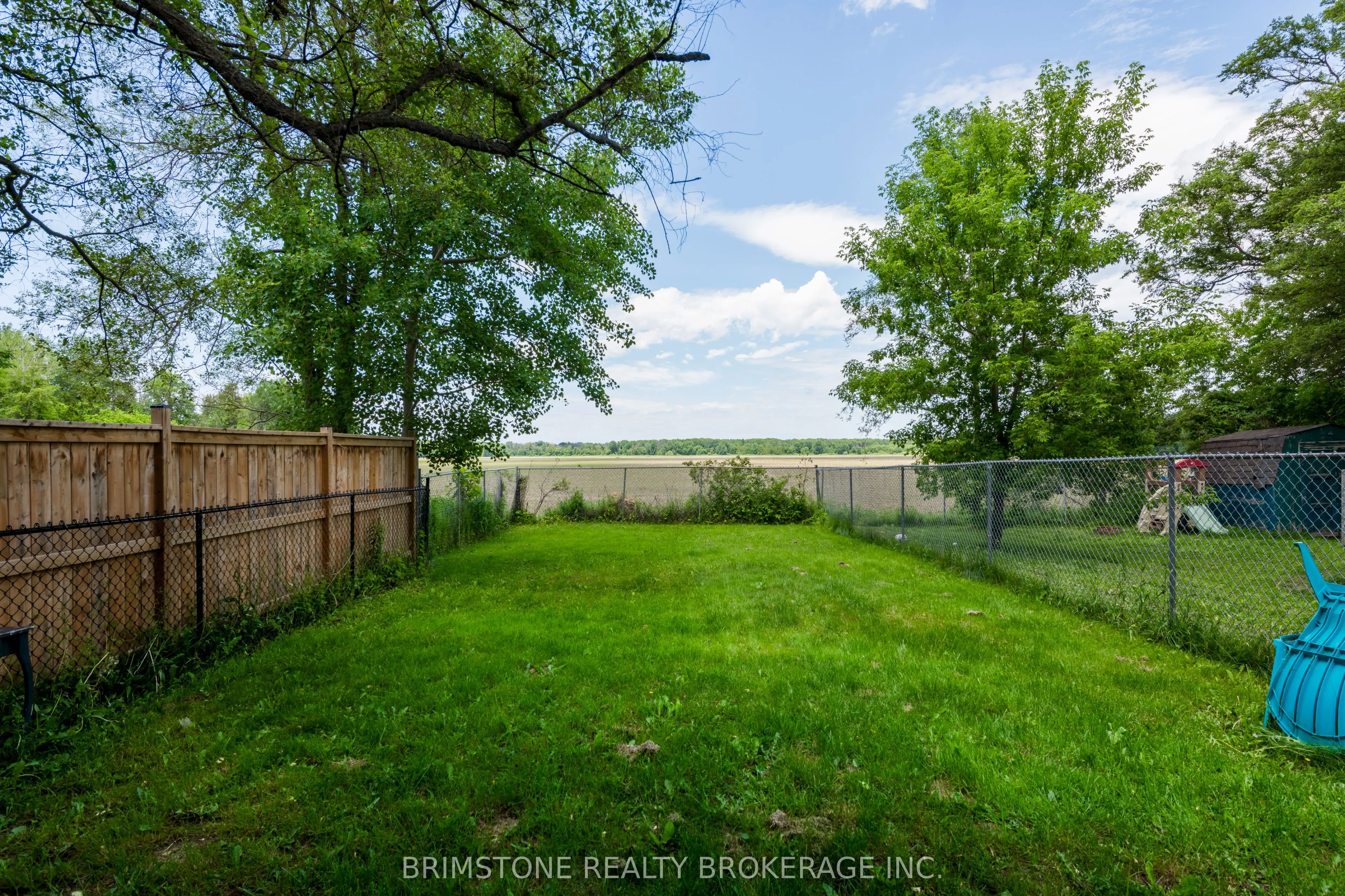 24 Brentwood Road
