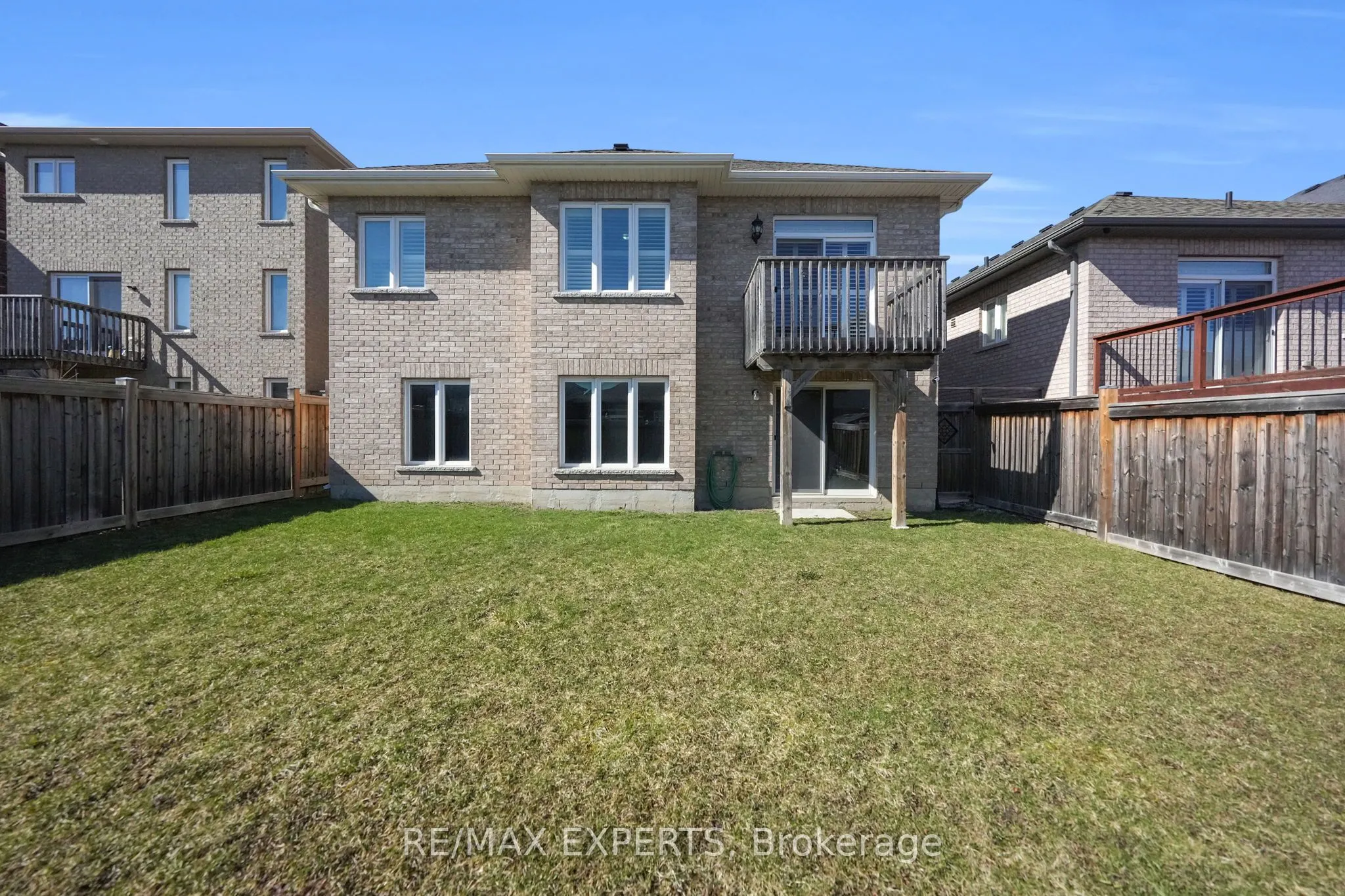 57 Hopkins Crescent N