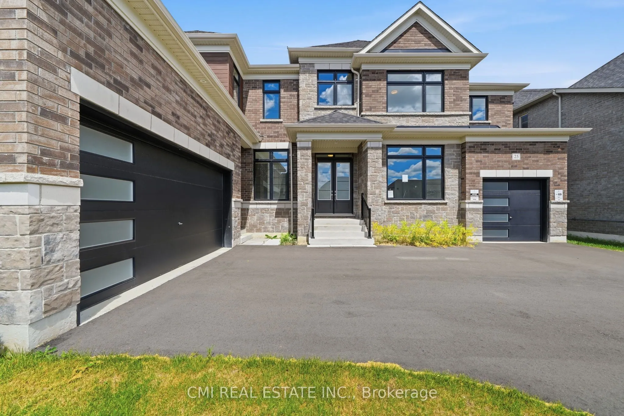 25 Bellflower Crescent