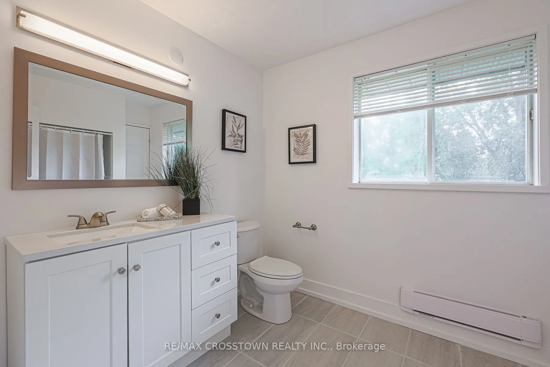 128 Moores Beach Road