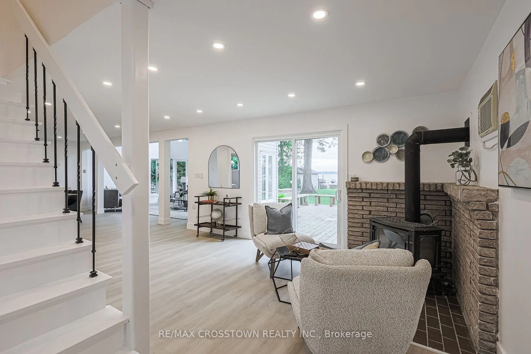 128 Moores Beach Road