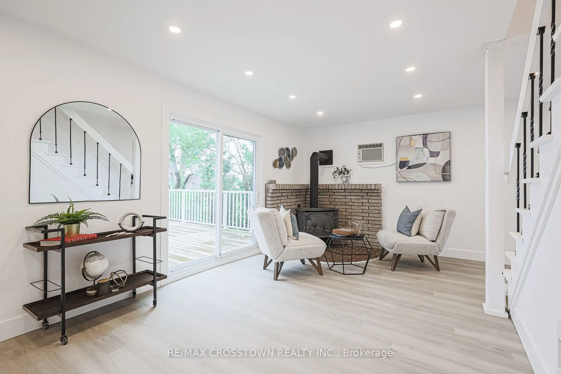 128 Moores Beach Road