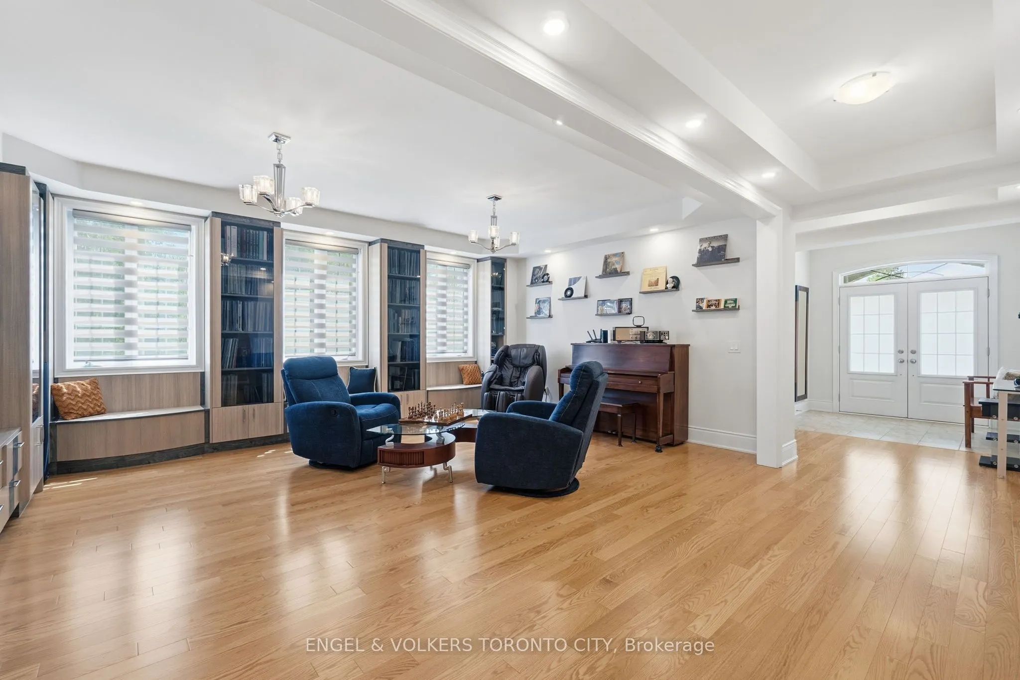 20 Parkheights Trail