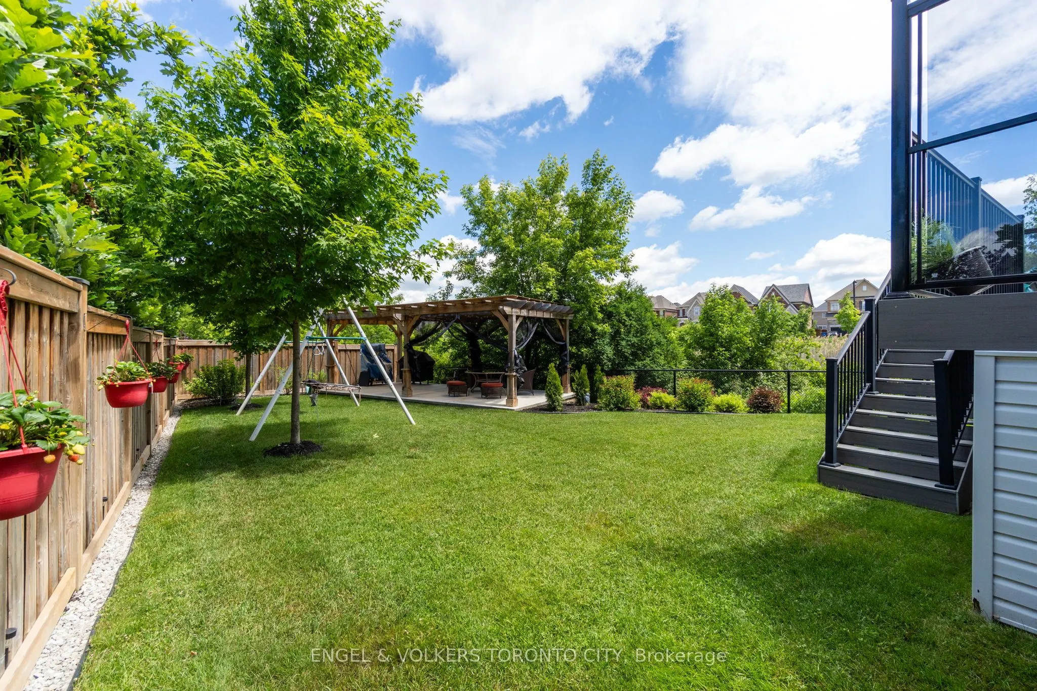 20 Parkheights Trail