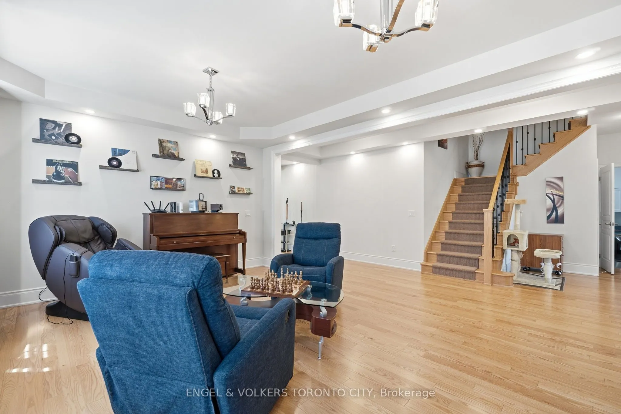 20 Parkheights Trail