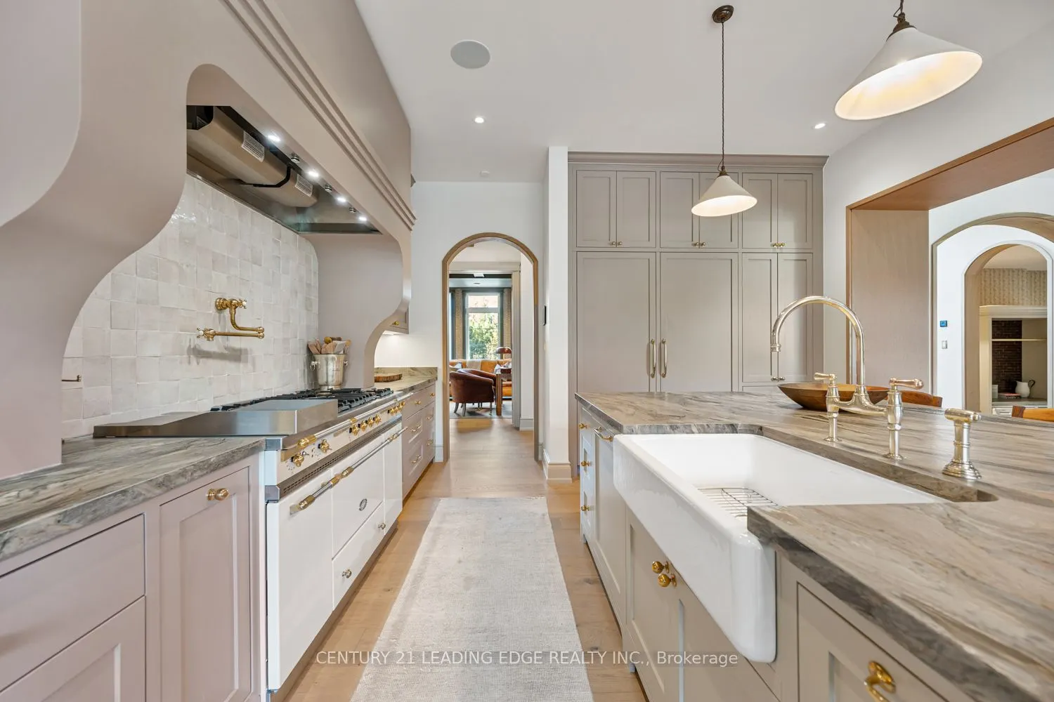 43 Newton Reed Crescent