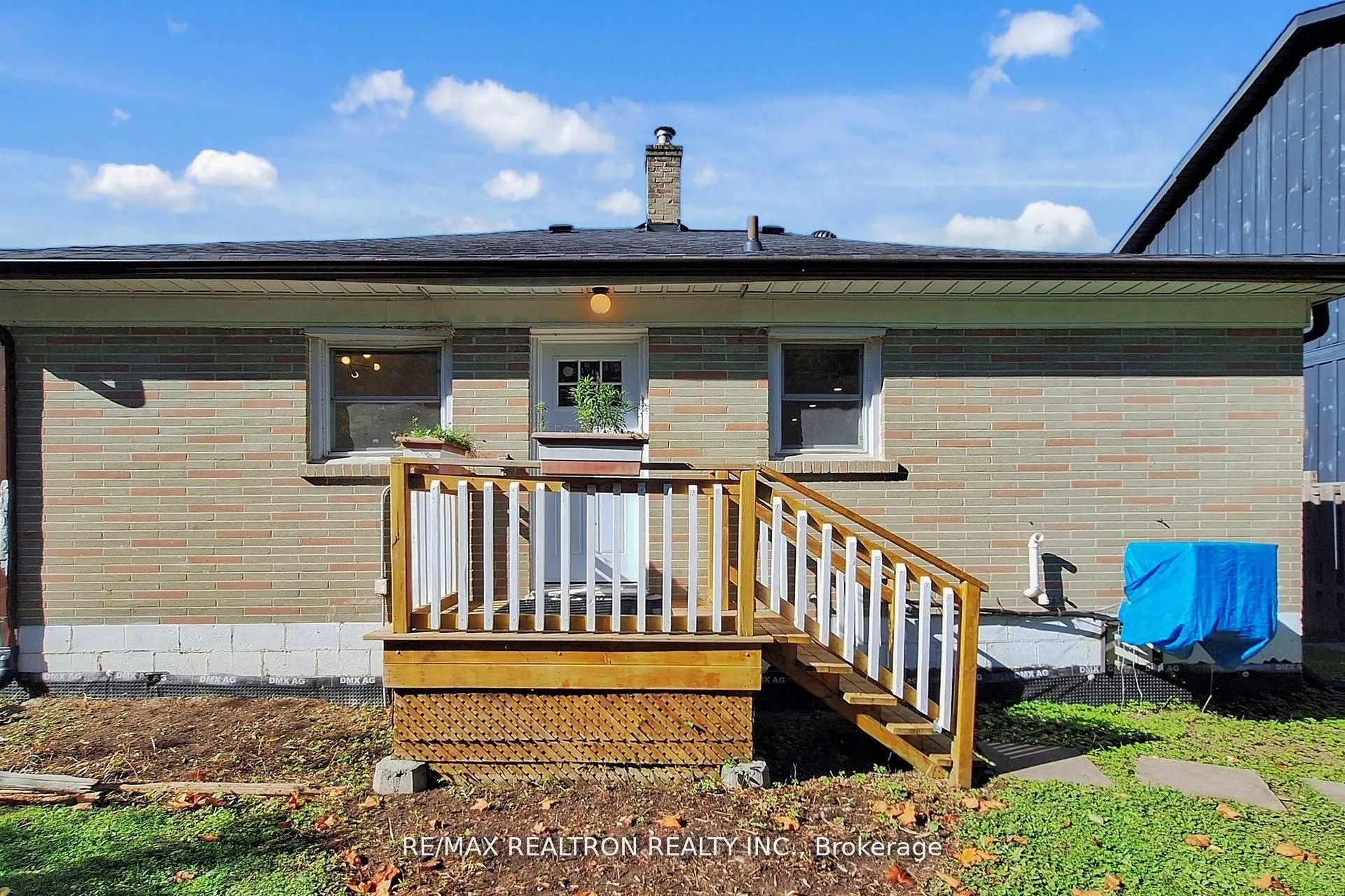 59 Machell Avenue
