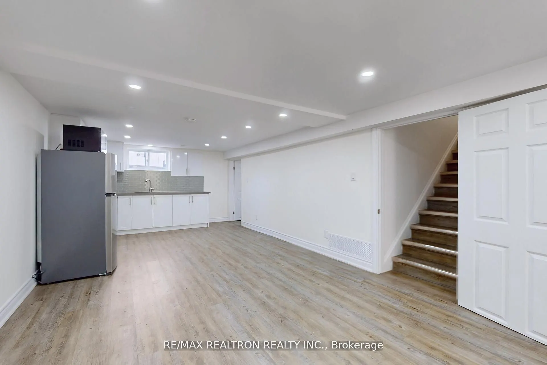 59 Machell Avenue