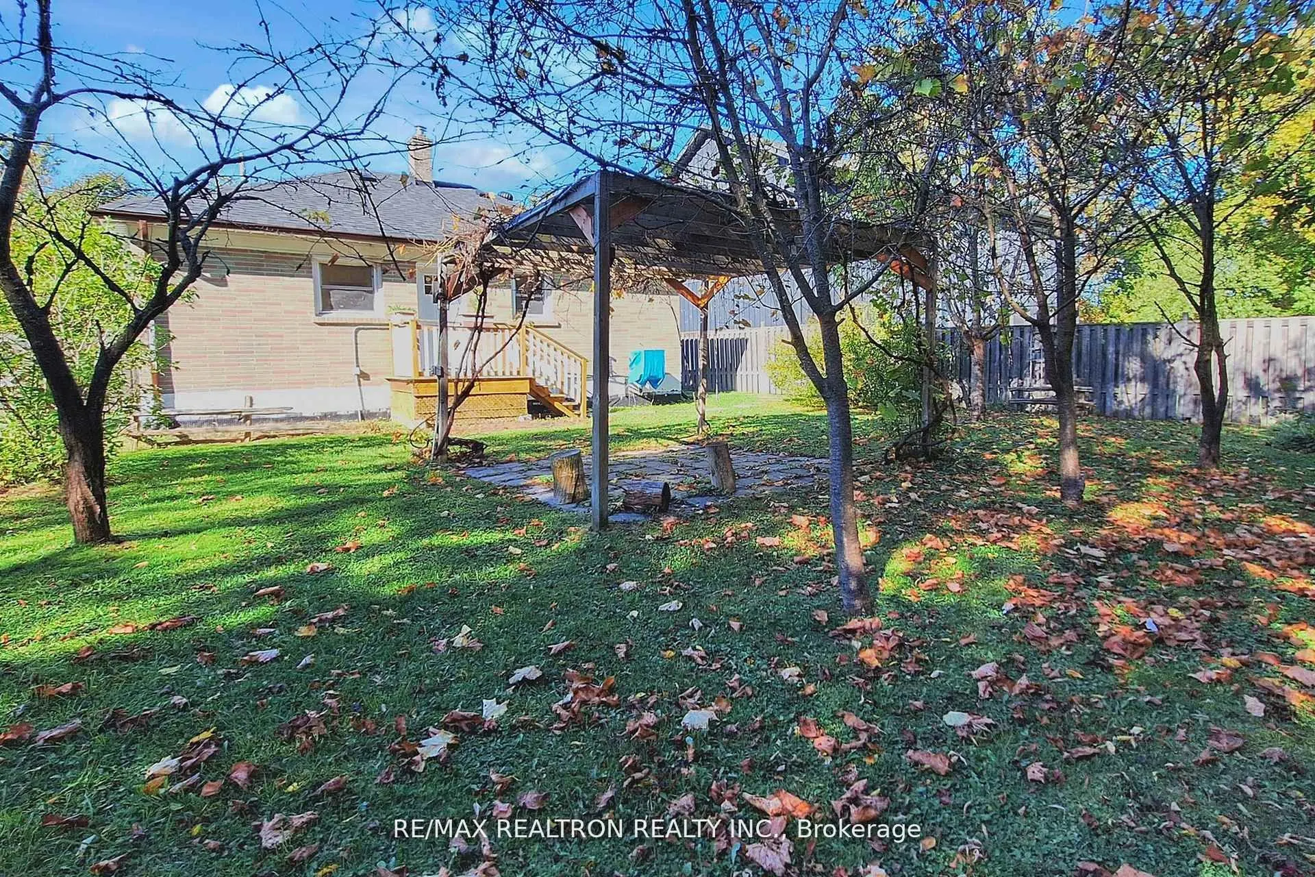 59 Machell Avenue