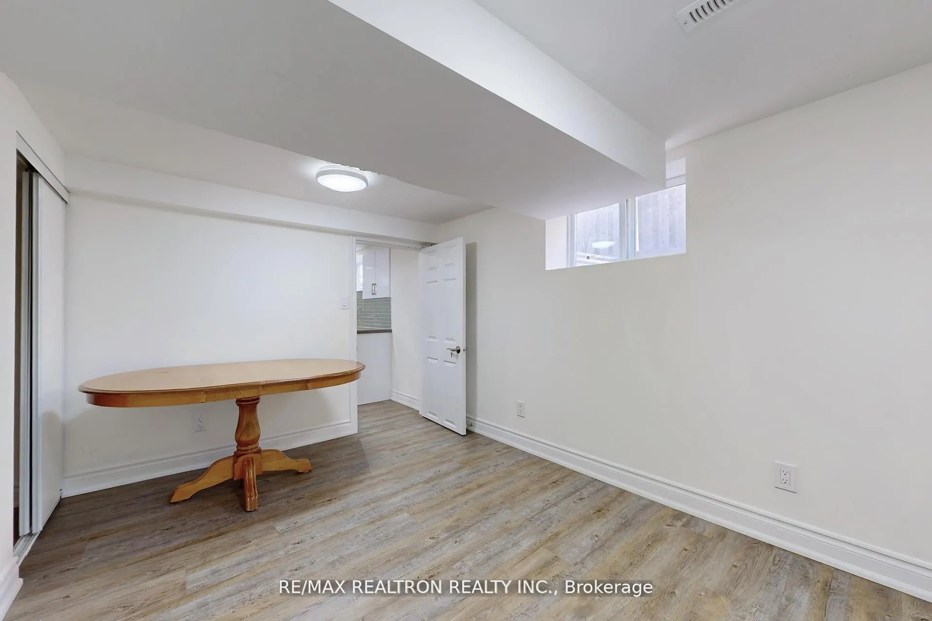 59 Machell Avenue