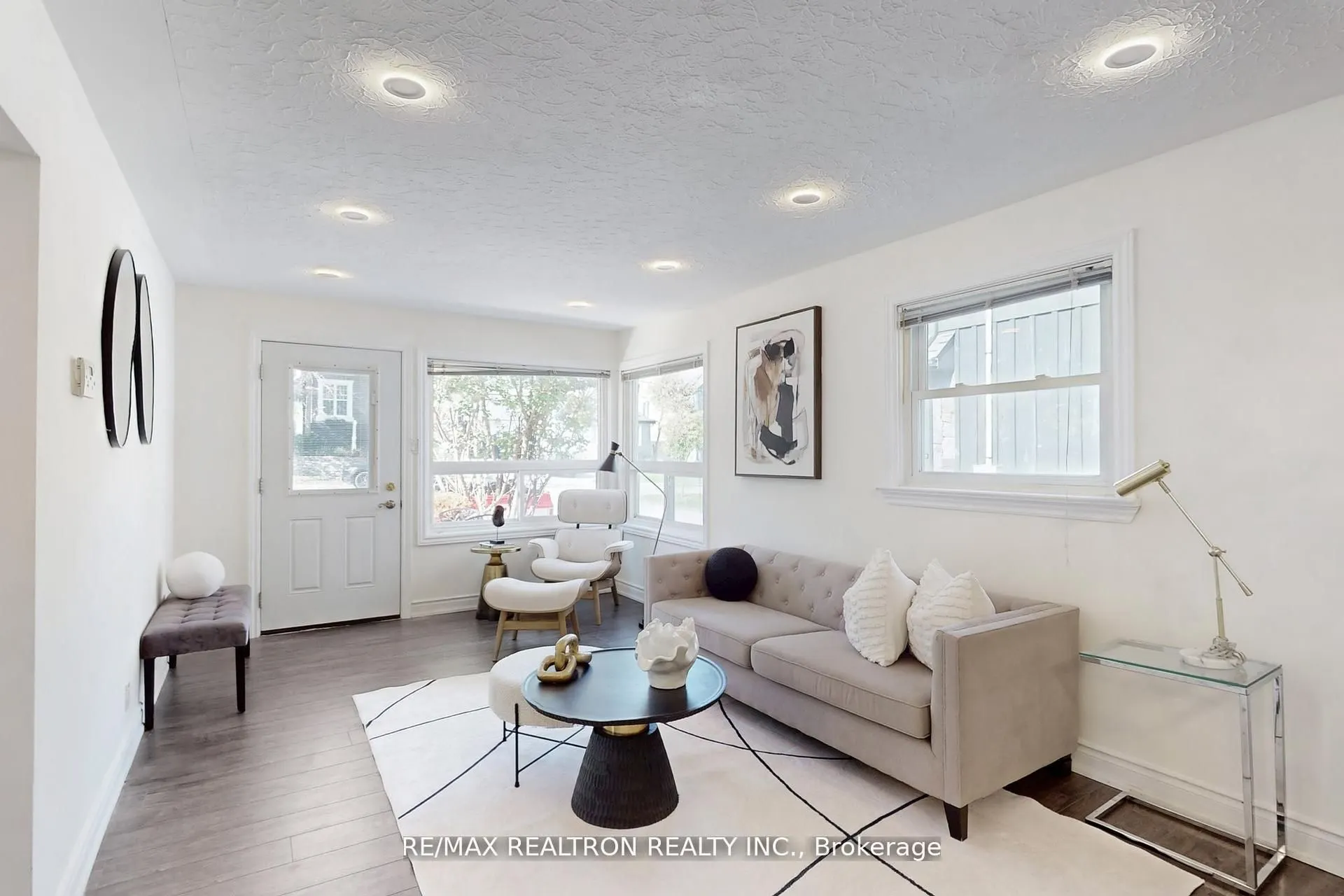59 Machell Avenue