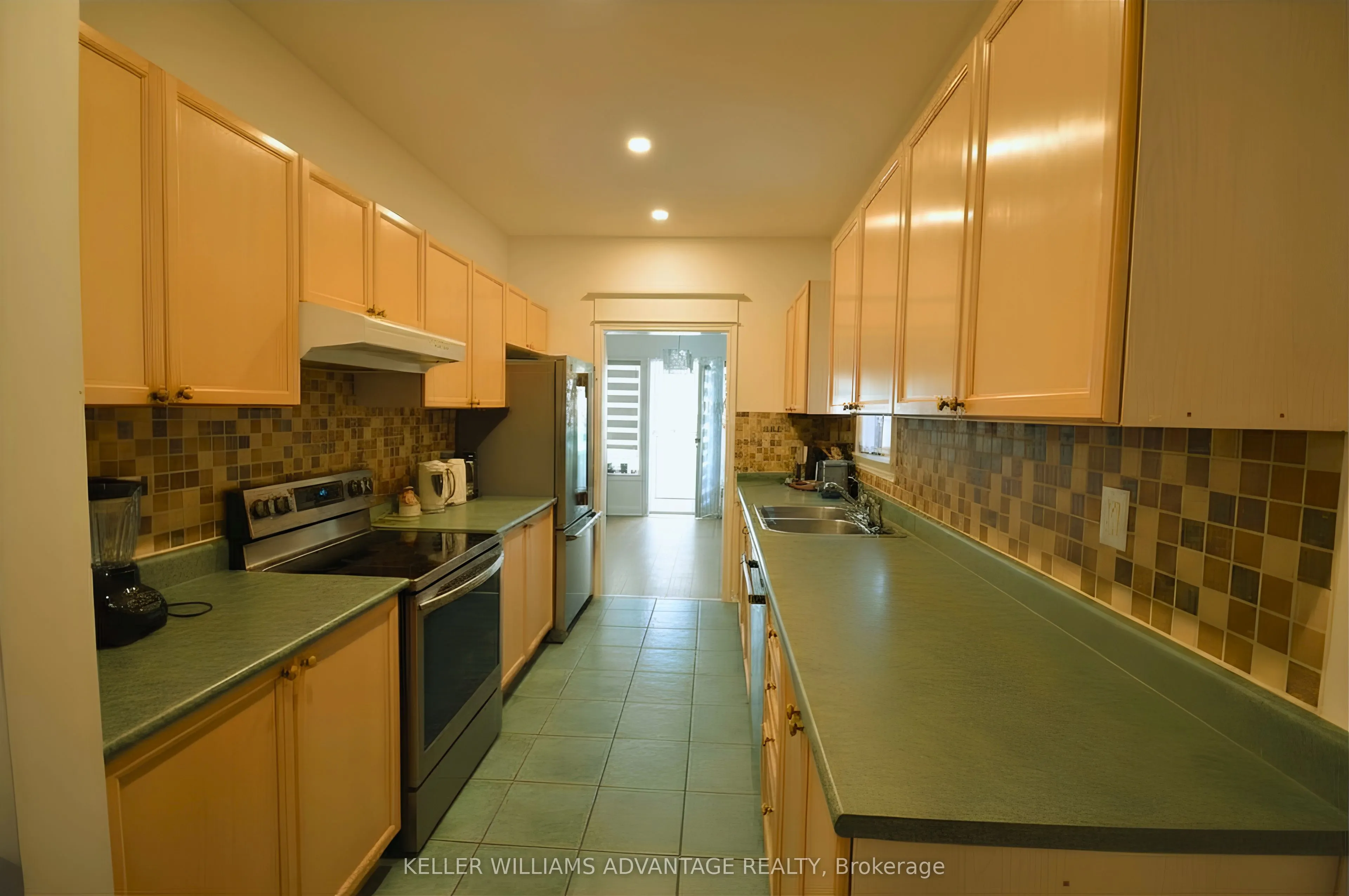 190 Harding Boulevard #11