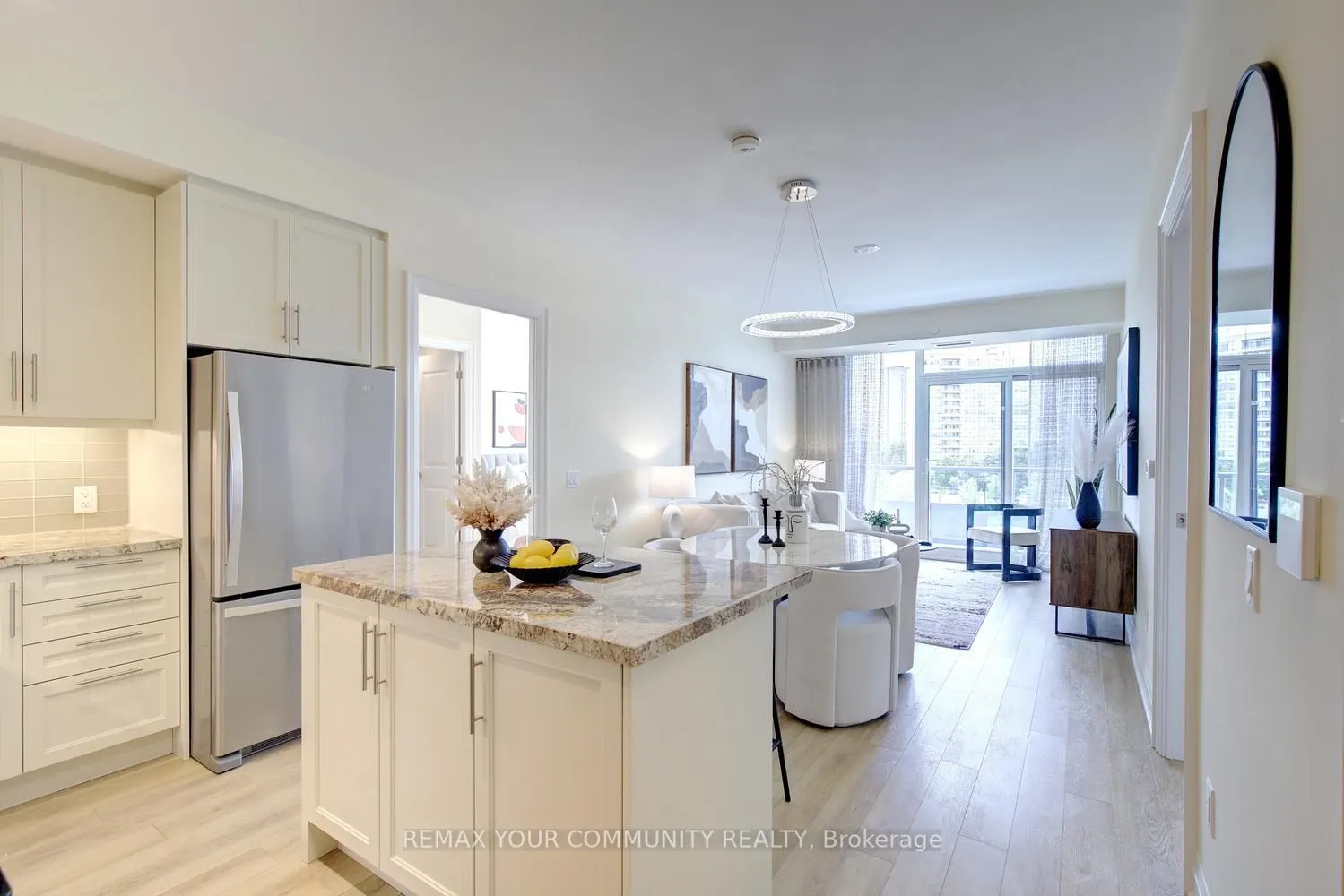 20 Gatineau Drive #406
