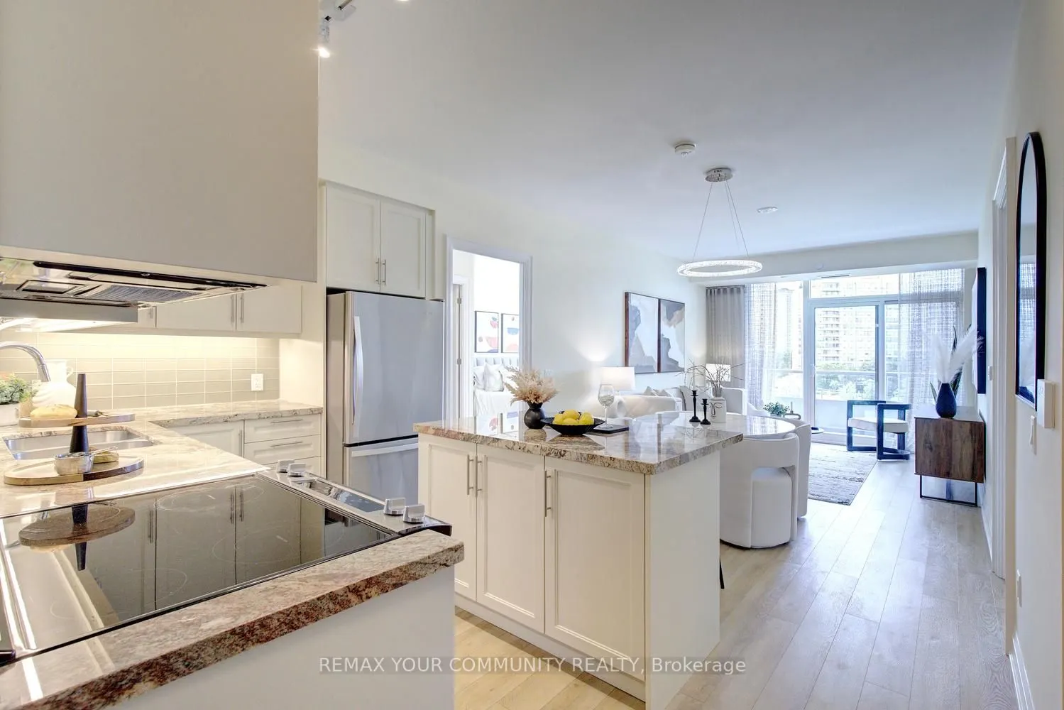 20 Gatineau Drive #406