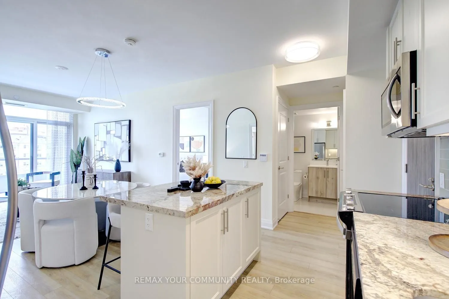 20 Gatineau Drive #406