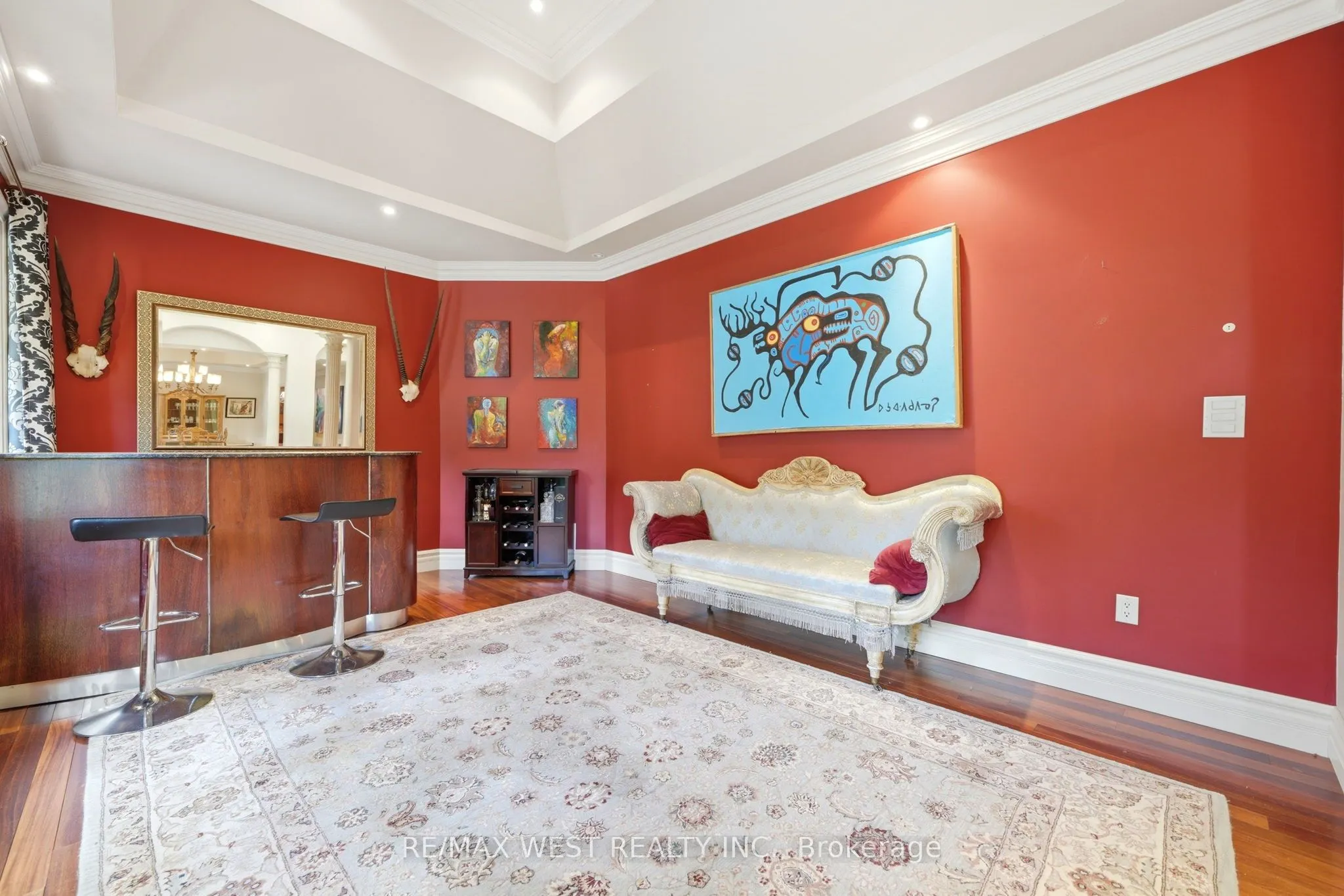 2 Kingswood Drive